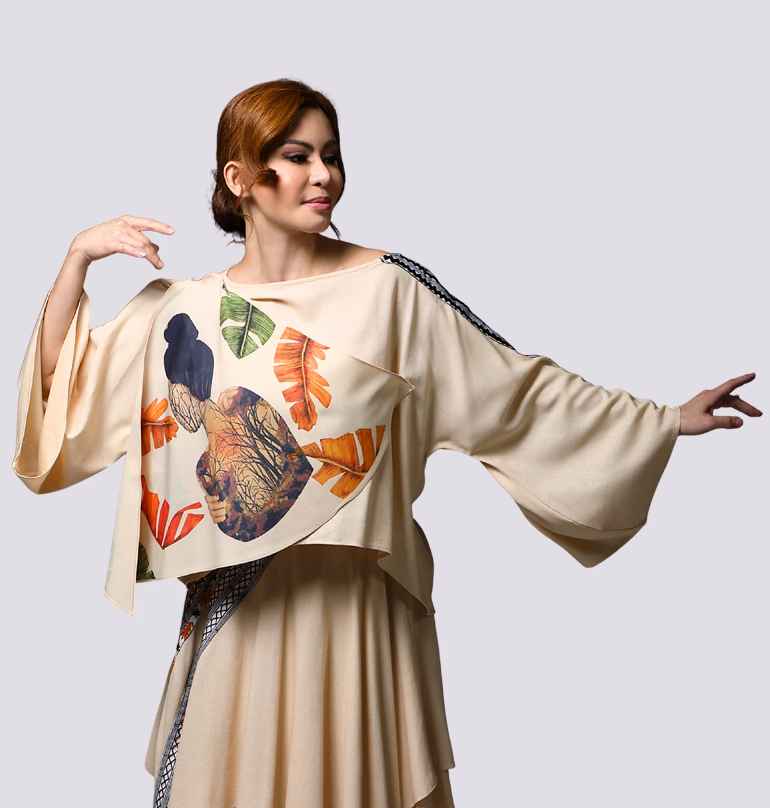 Longsleeves Blouse w DITTA Painting.jpg