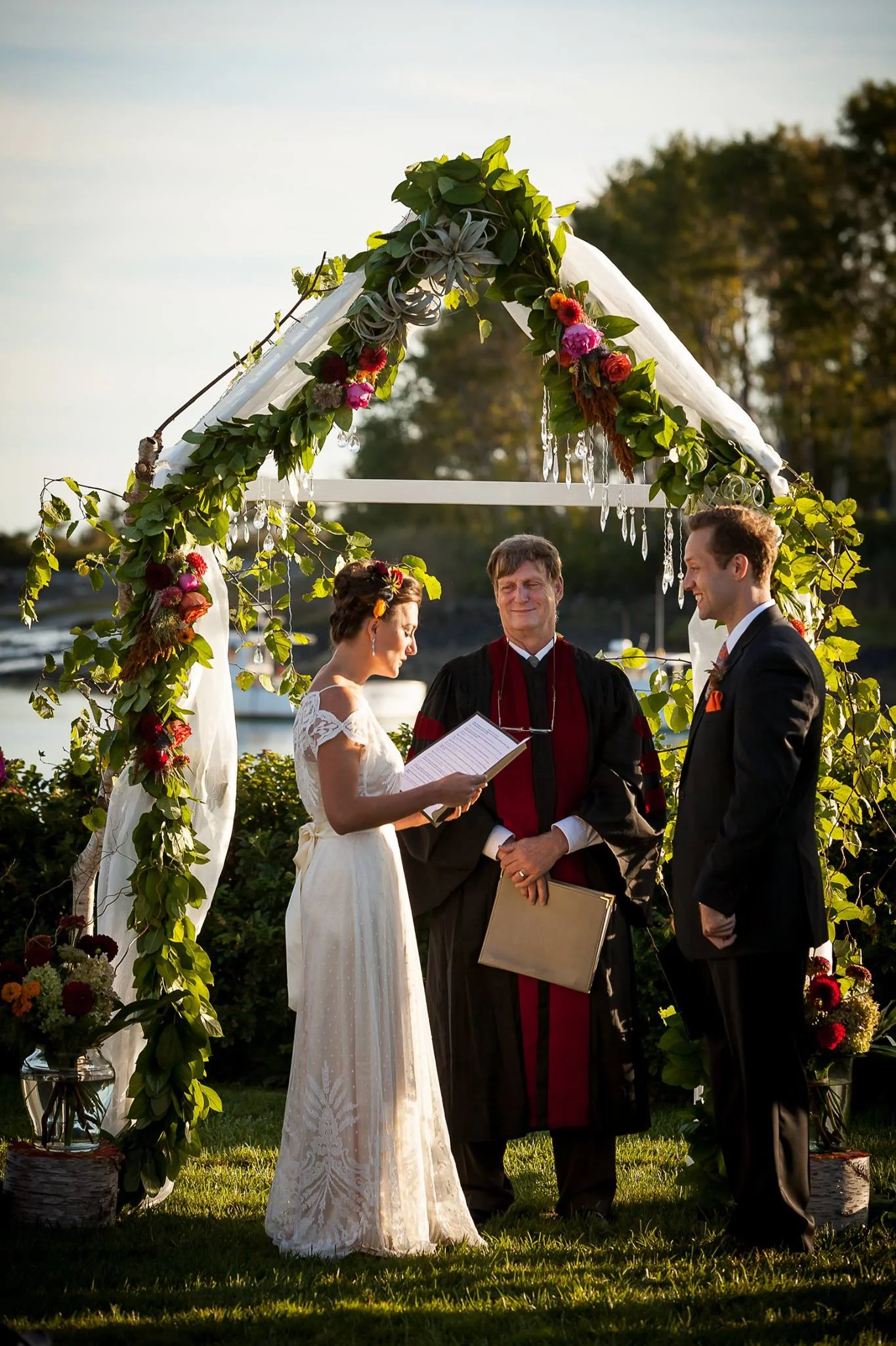 Hari + Mike, September Wedding in Kennebunkport — Vows Seaside