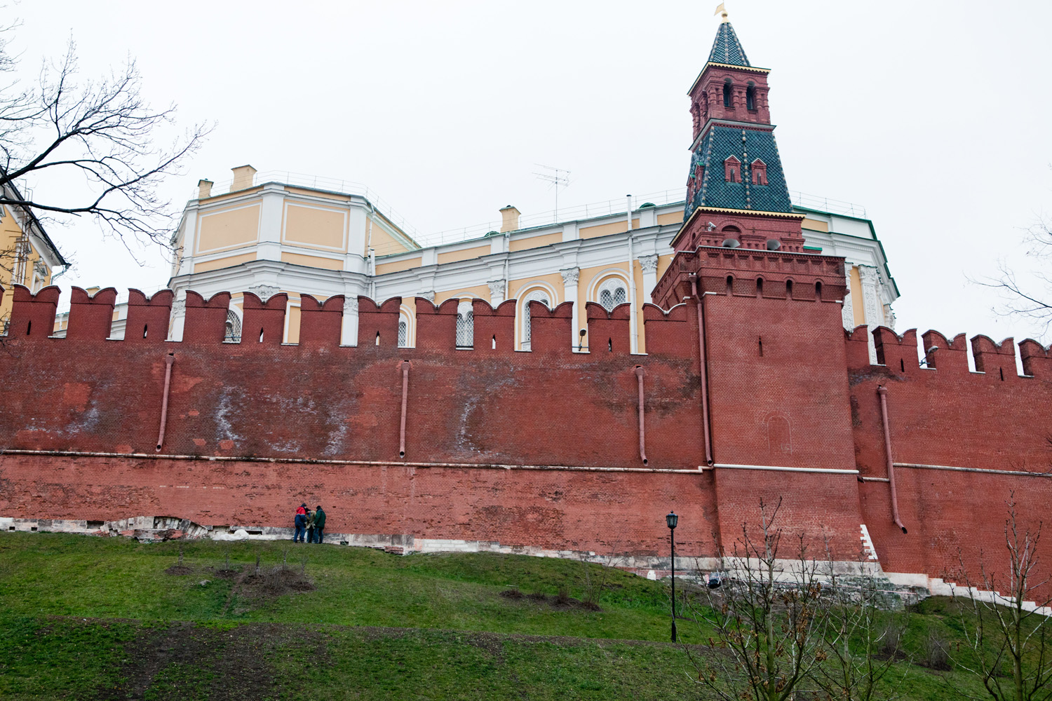 the-kremlin-moscow_8224467791_o.jpg