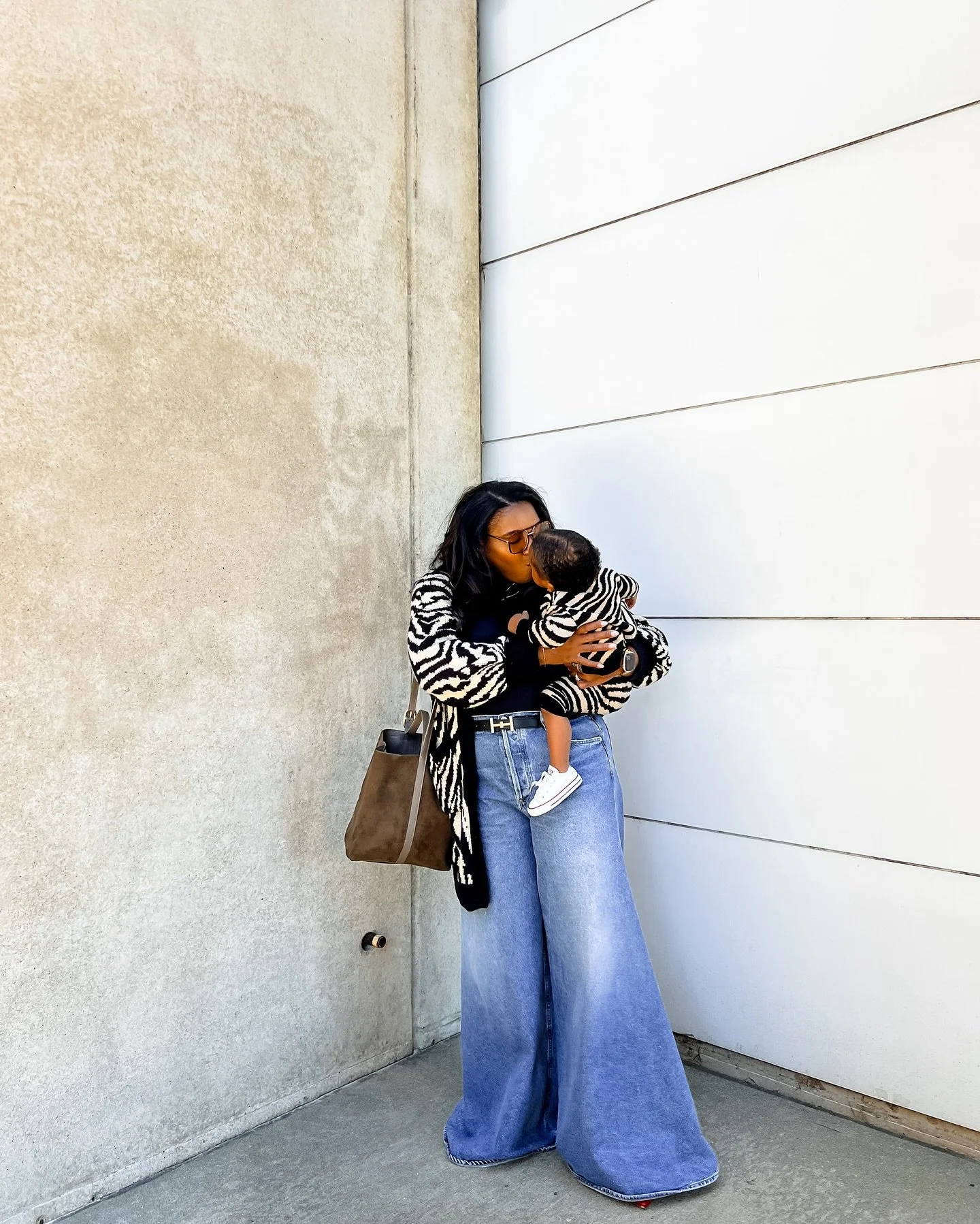 Fam(ily) 🥹💕

I love my family so much. There is so much negative discourse around black families, particularly pertaining to fathers and healthy marriages. But statistics aren&rsquo;t always the best way to comprehend shifts in society. 

We know a