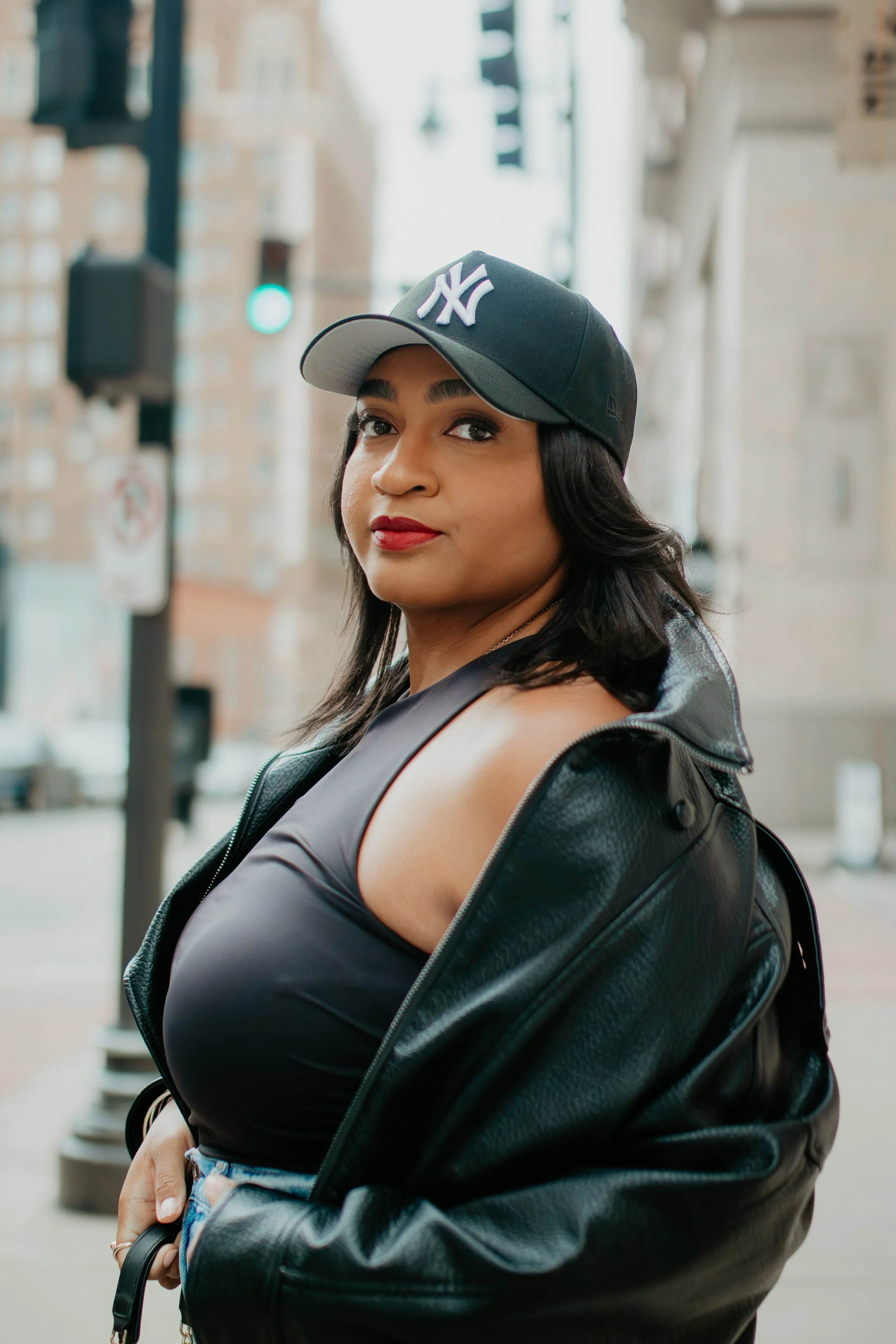 The Cool-Girl Outfit Formula I’m Wearing on Repeat This Season