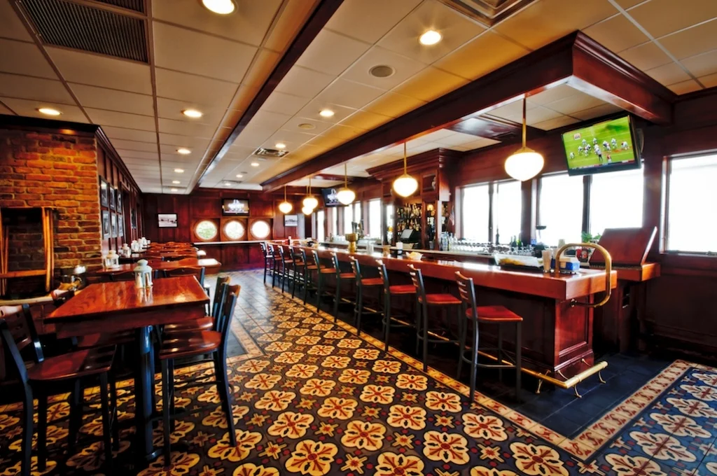 Walls Wharf Bar Bayville New York