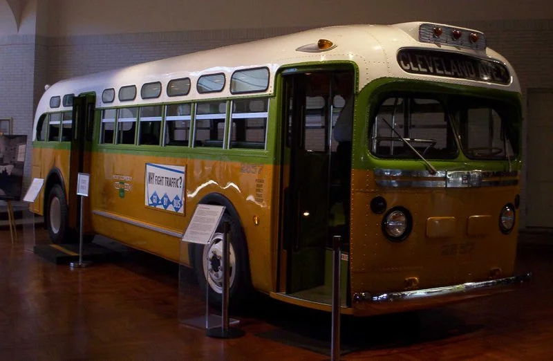 800px-Rosa_parks_bus.jpg