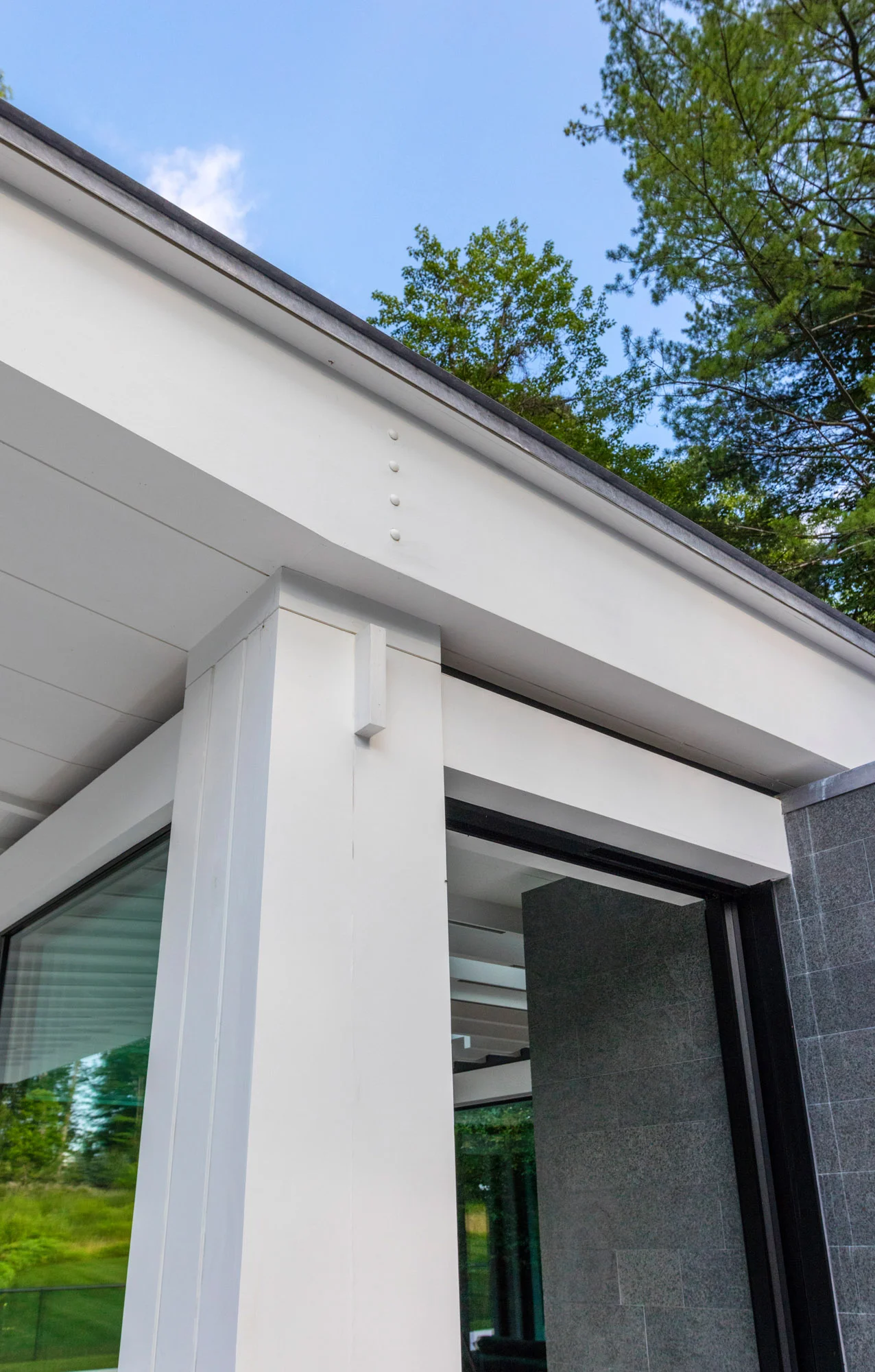 2017DS27 Greenwich Poolhouse; Greenwich Connecticut; Architect: Saniee Architects