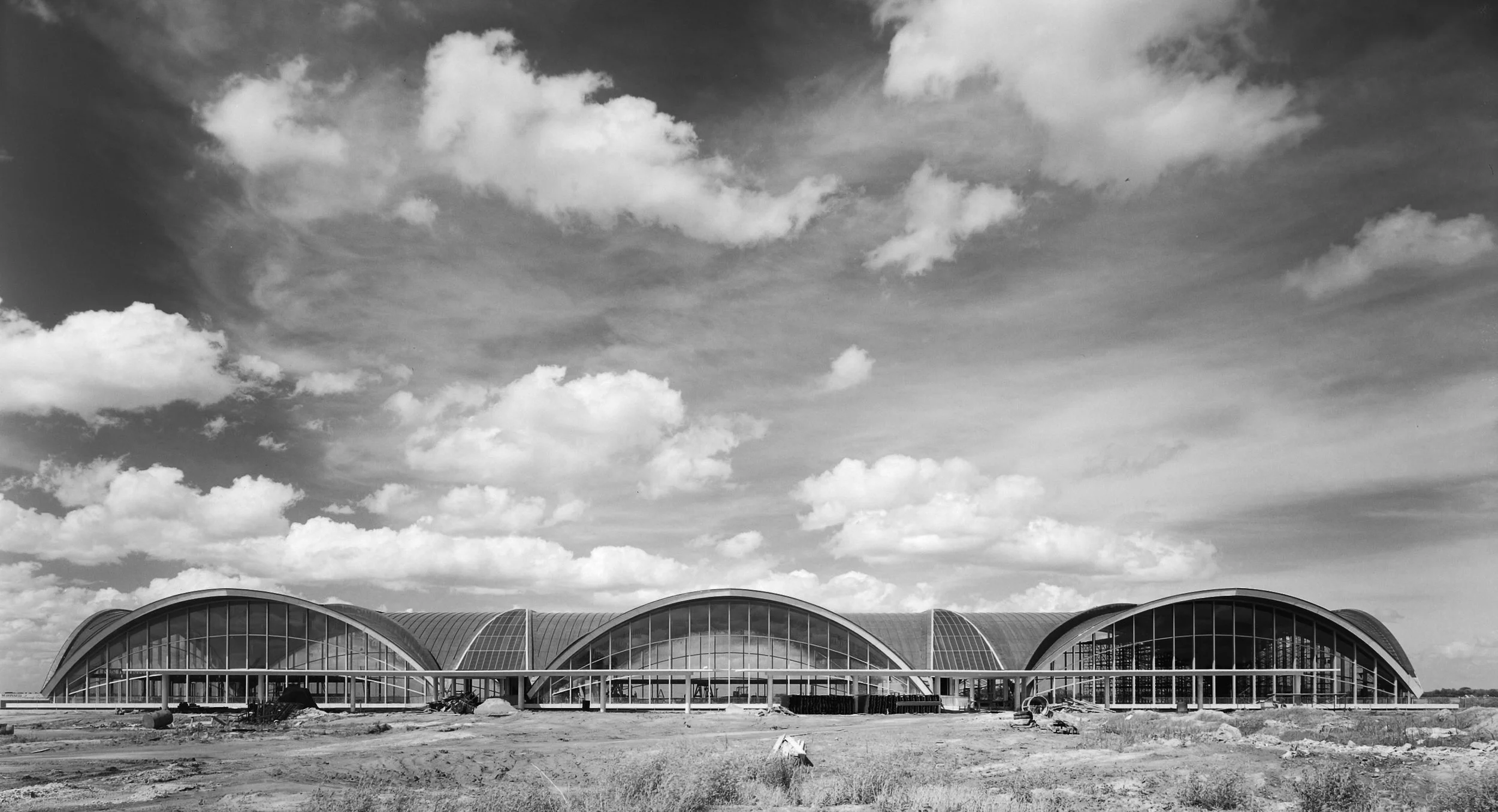 St Louis Airport, Location: St Louis MO, Architect: Minoru Yamasaki