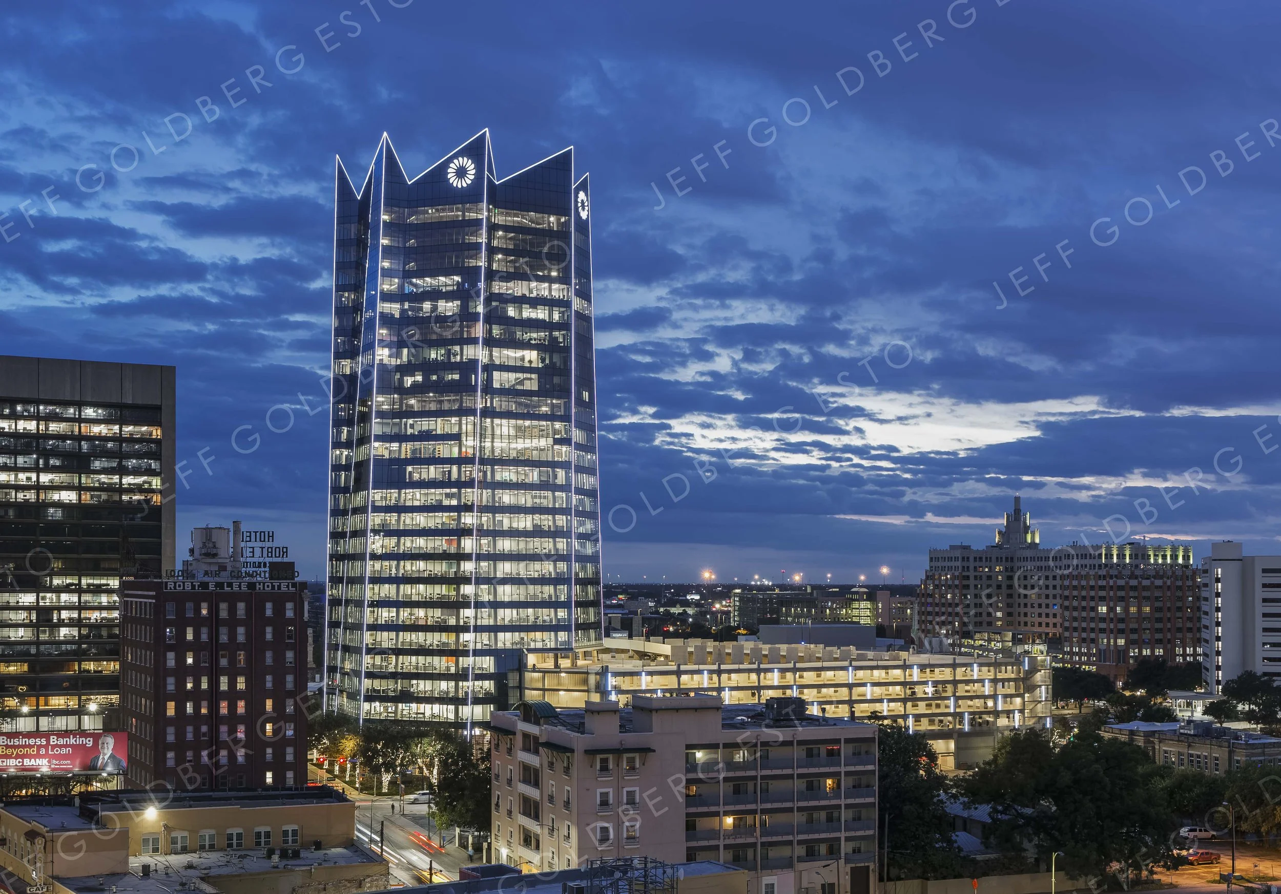 Frost Tower, Location: San Antonio, Texas, Architect: Pelli Clar