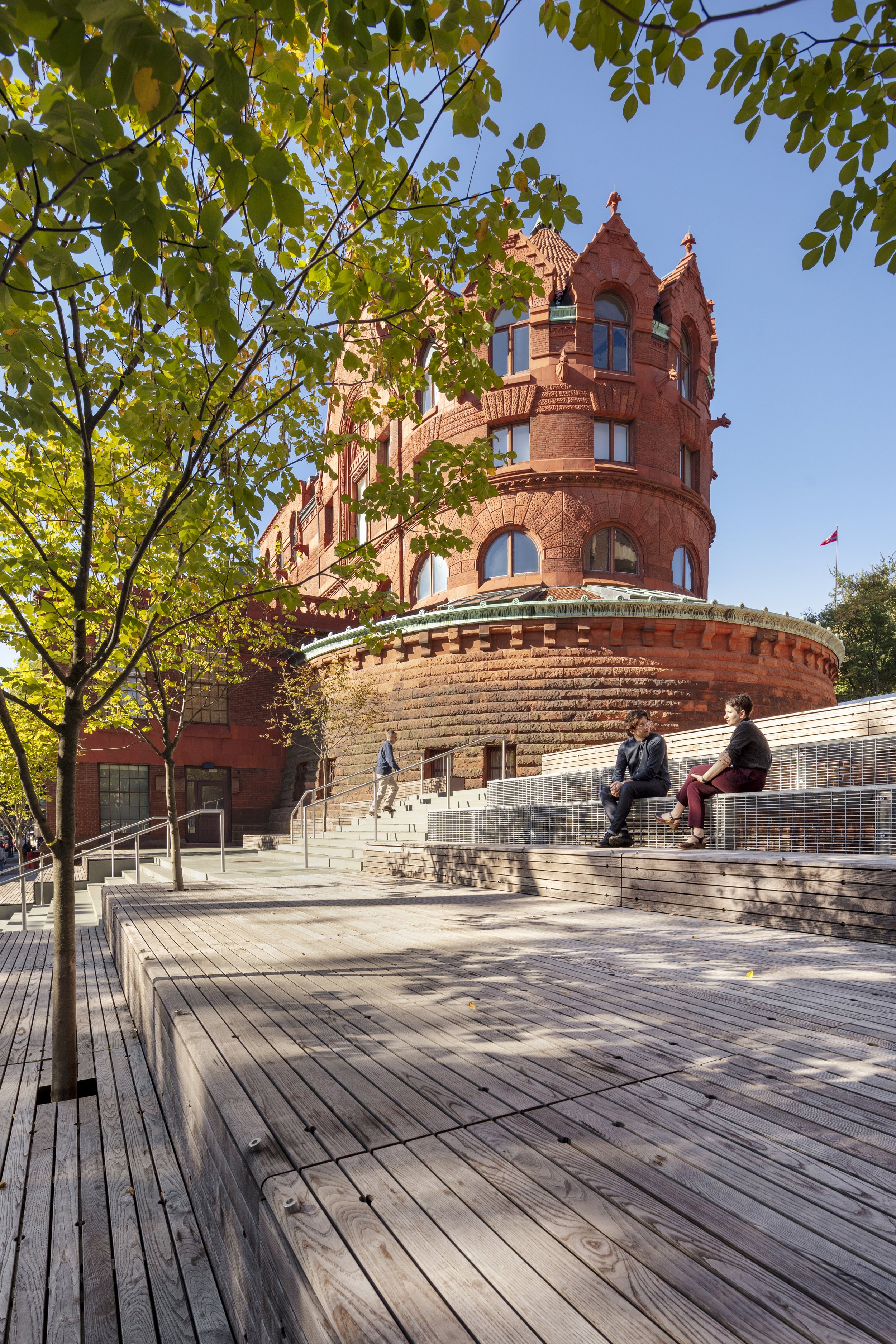  Weitzman Plaza, Location: Philadelphia PA, Landscape Architect: OLIN 