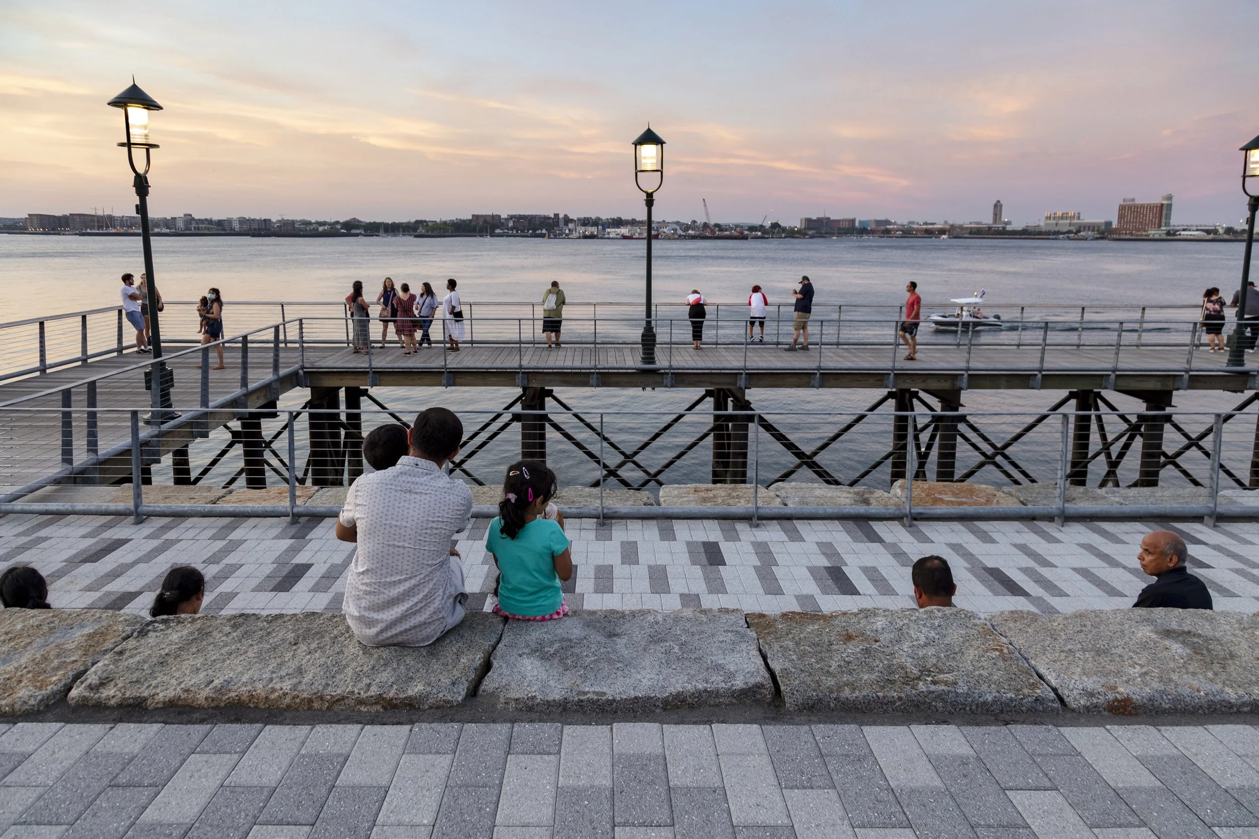  Pier 4, Location: Boston MA, Landscape Architect: Reed Hilderbrand 
