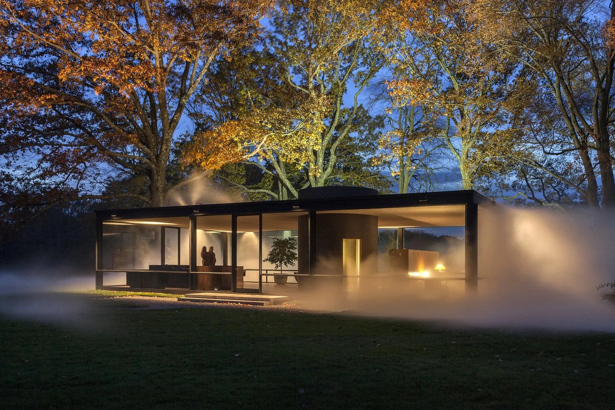 RB-GLASS HOUSE-18.jpg