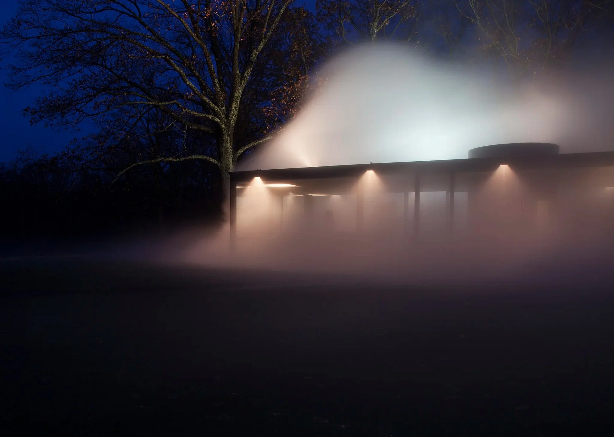 RB-GLASS HOUSE-23.jpg