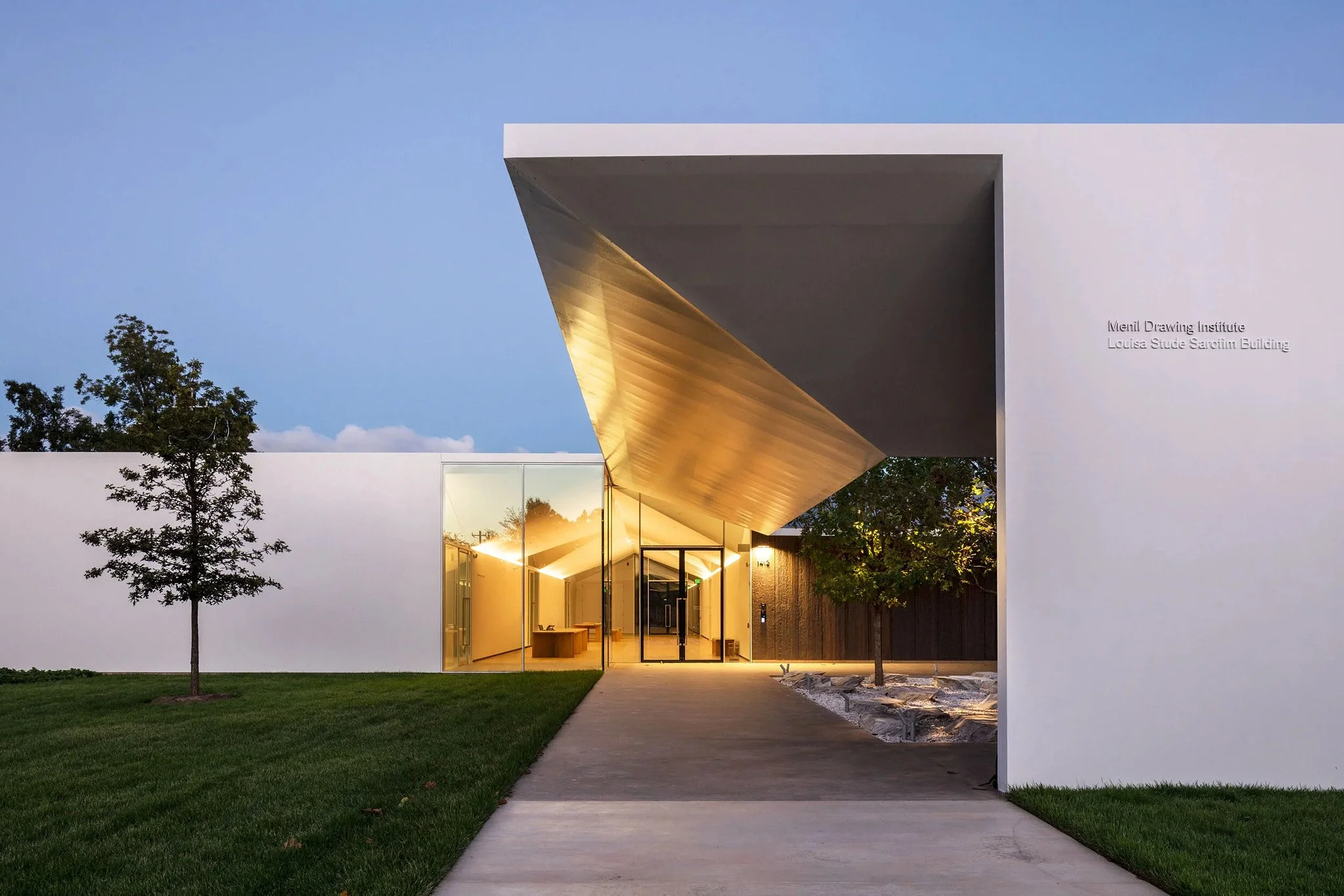 RB-MENIL-01.jpg