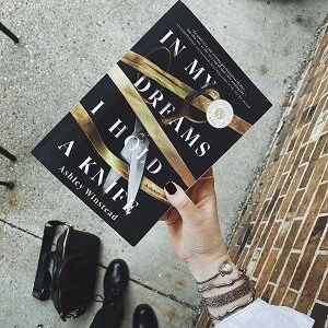 IN MY DREAMS I HOLD A KNIFE