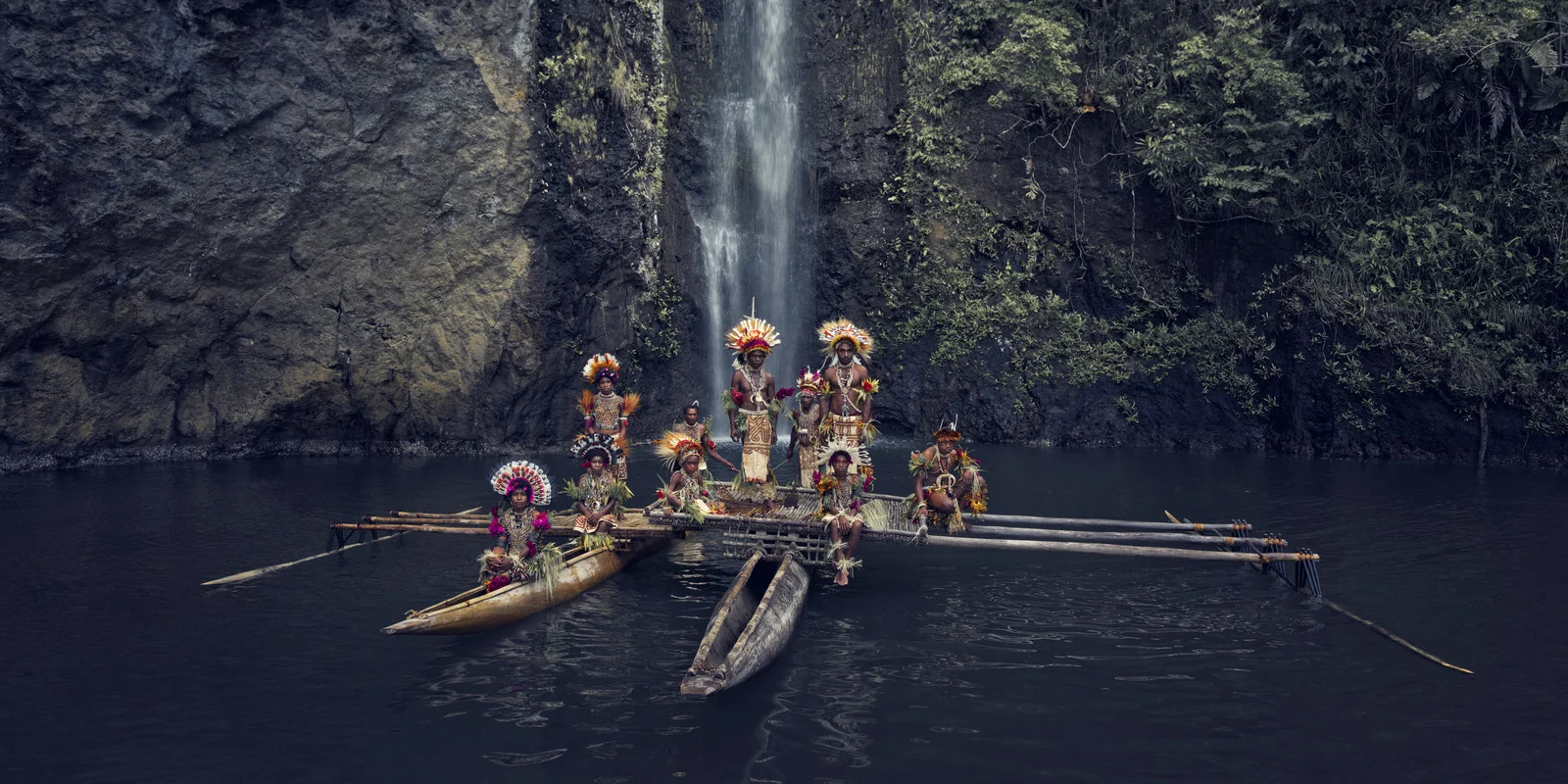XXXIII 1 Uramana clan, Amuioan, Tufi, Papua New Guinea, 2017 Available in 62 x 110 cm 100 x 180 cm 140 x 260 cm 180 x 340 cm.jpg