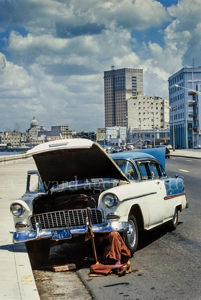 Cuba-various-from-sleeves-family-b1-12-corbis-edit3.jpg