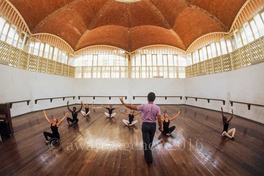 Cuba-various-from-sleeves-dance-b2-10-corbis-copy.jpg