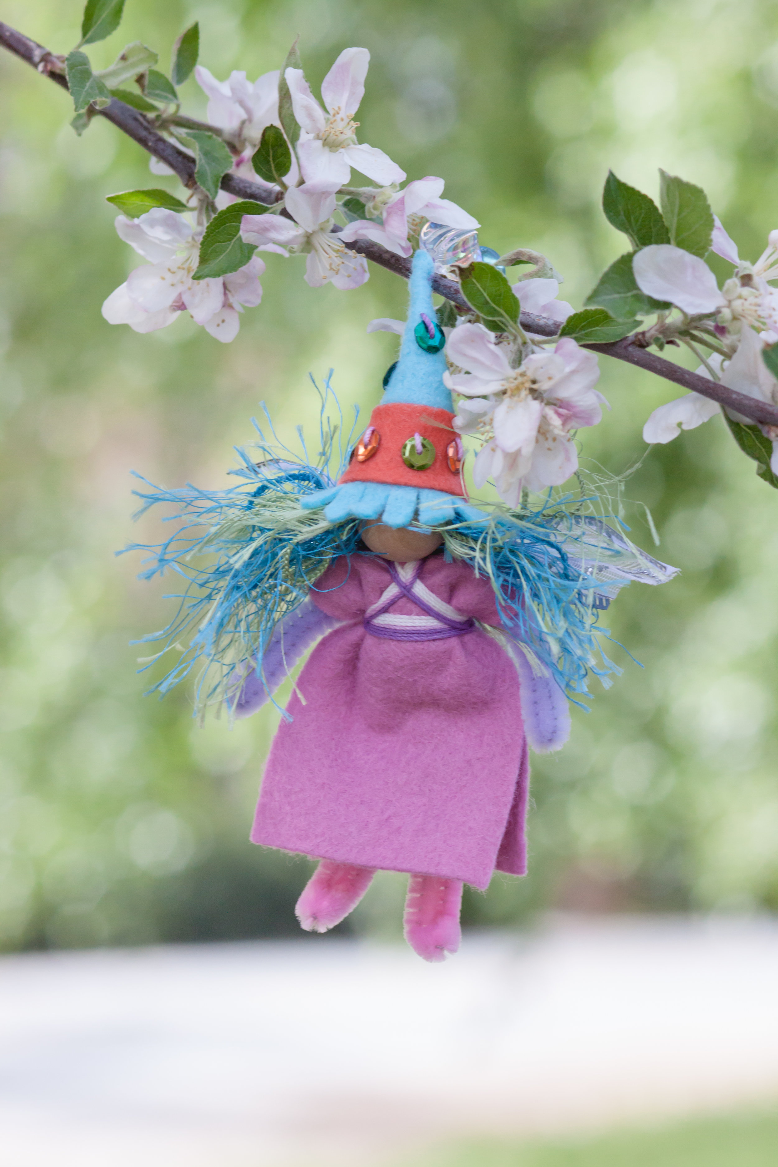 Fairy Bendy Doll for Spring | Learn to make your own enchanted crafts with simple supplies with the Forest Fairy Craft Books by Lenka Vodicka-Paredes and Asia Currie