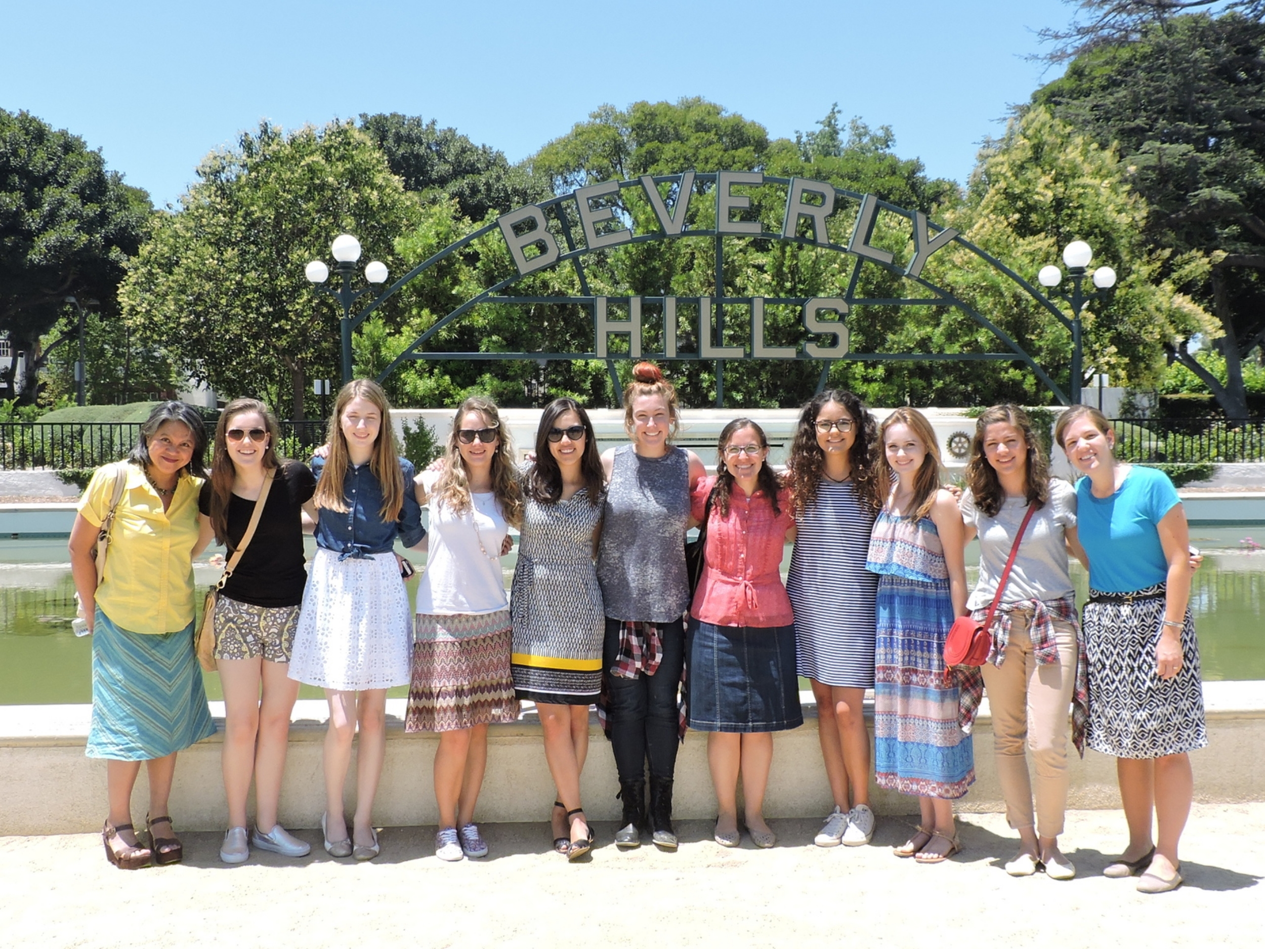  LCA students picnic in Beverly Hills 