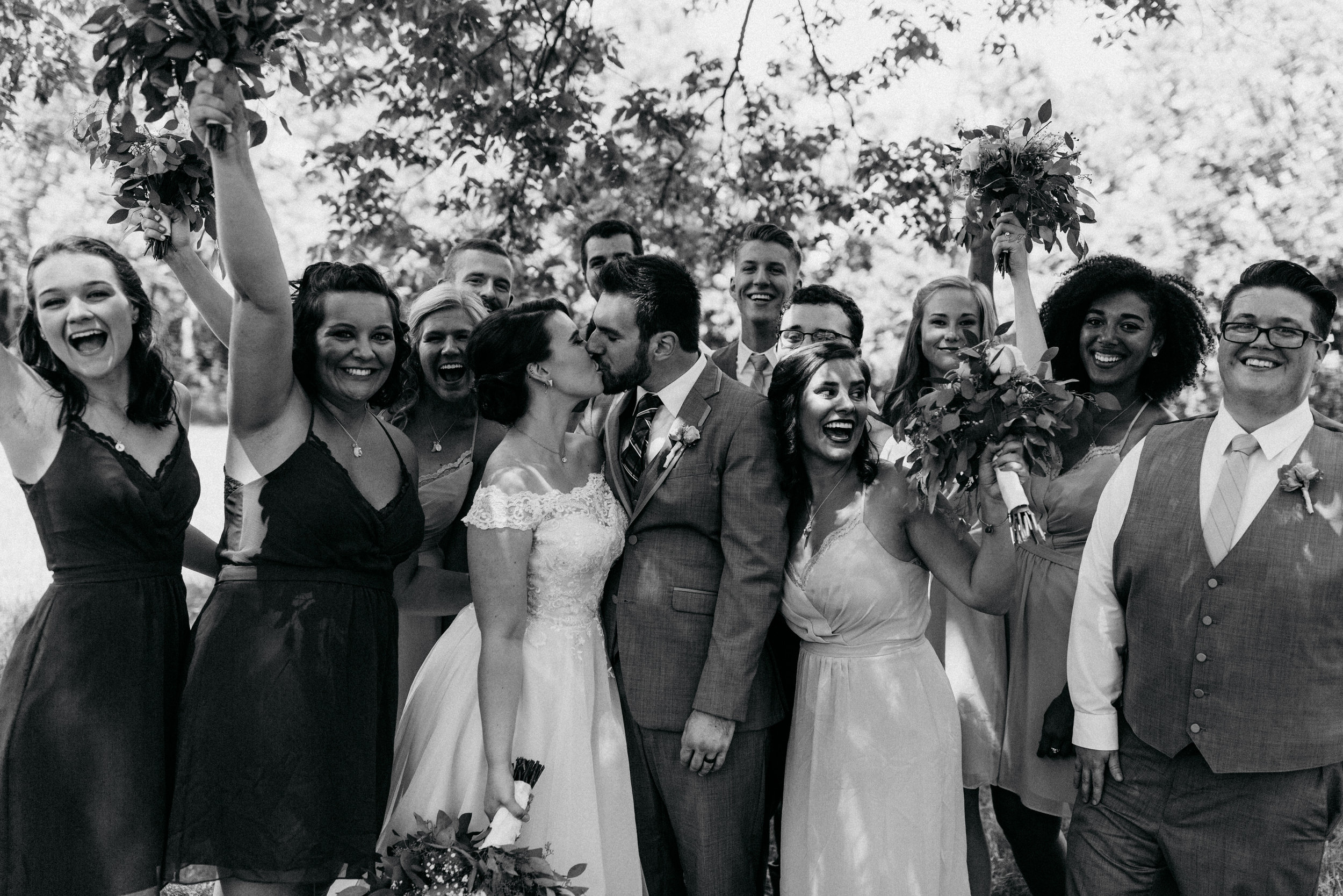 bridalparty-59.jpg