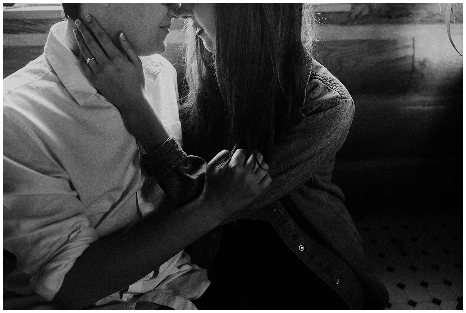 nebraska_cabin_engagement_session_wedding_photographer_adventure_0031.jpg