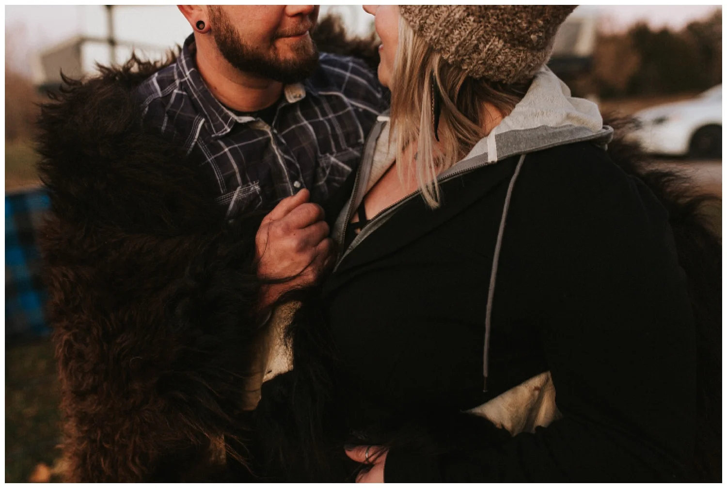 cozy_campfire_campsite_engagement_anniversary_session_nebraska_photographer_haley_chicoine_adventureous_wedding_0031.jpg