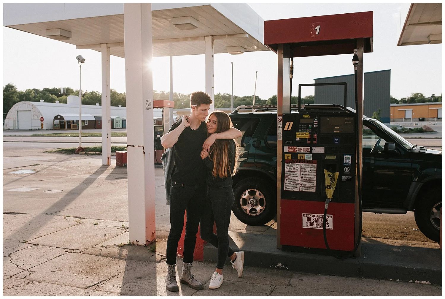 romantic_adventurous_engaement_photographer_wedding_nebraska_love_photography_0026.jpg