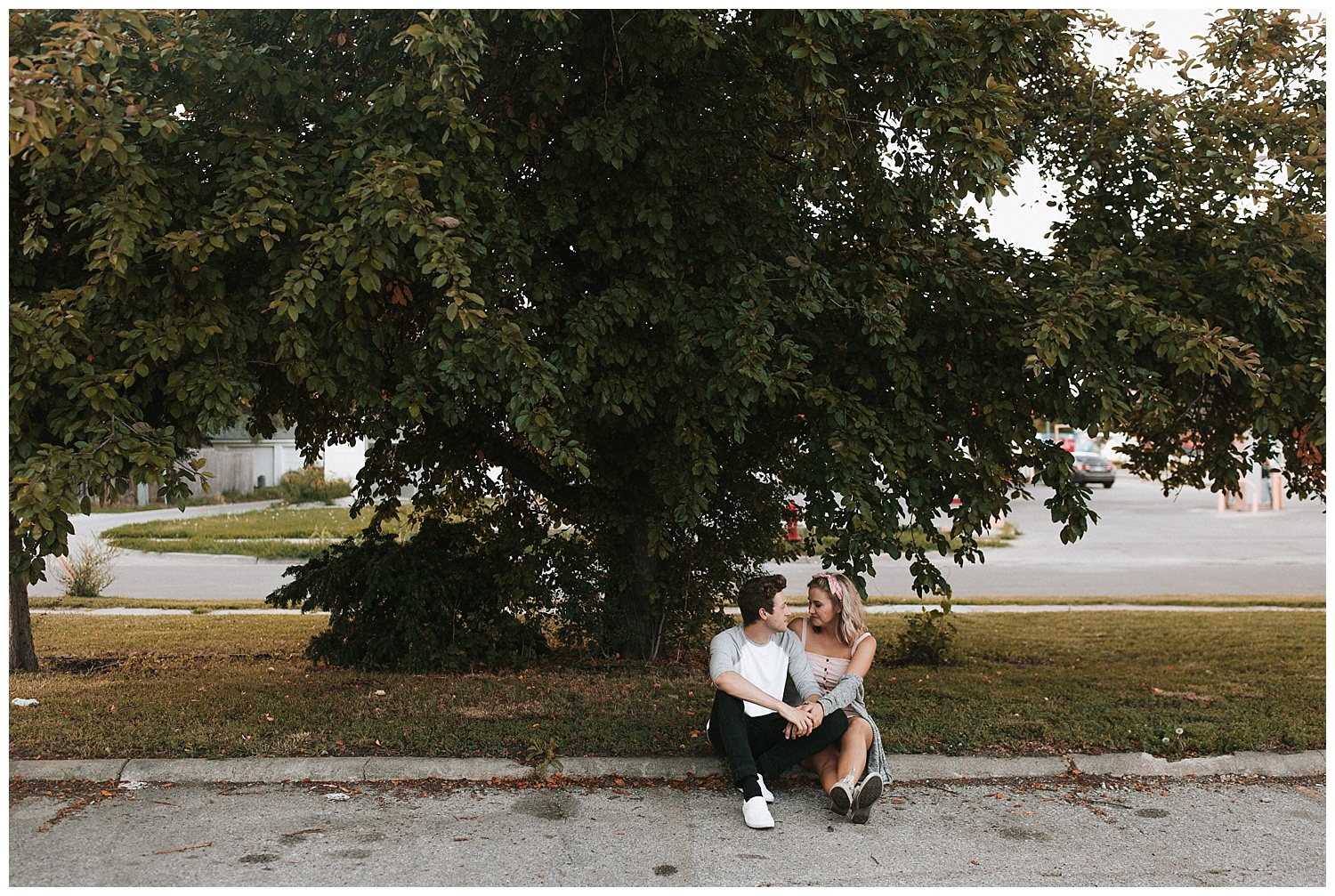 midwest_adventurous_love_session_haley_Chicoine_wedding_photographer_intimate_nebraska_photography_0052.jpg