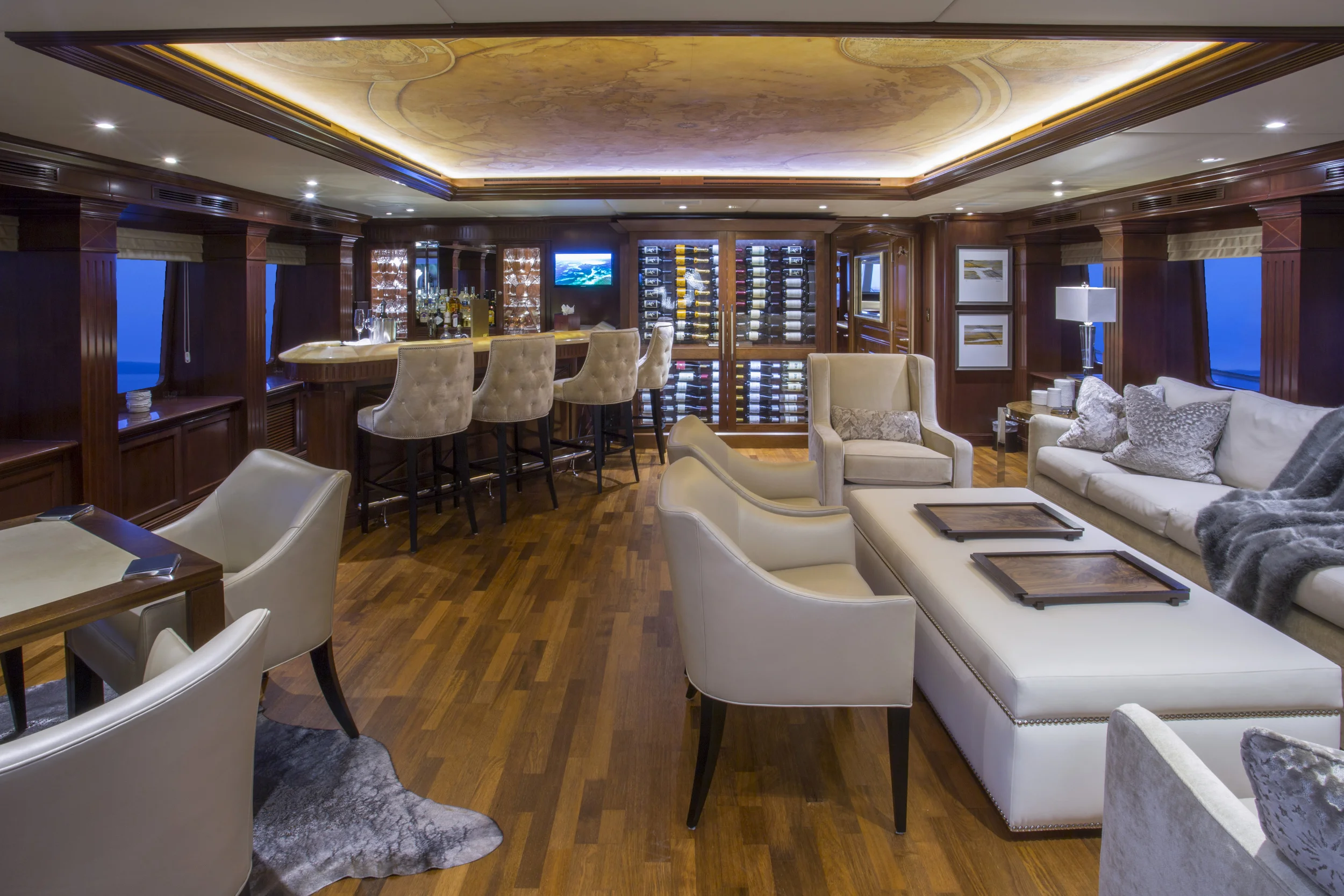 Bacchus Skylounge Billy Black.jpg