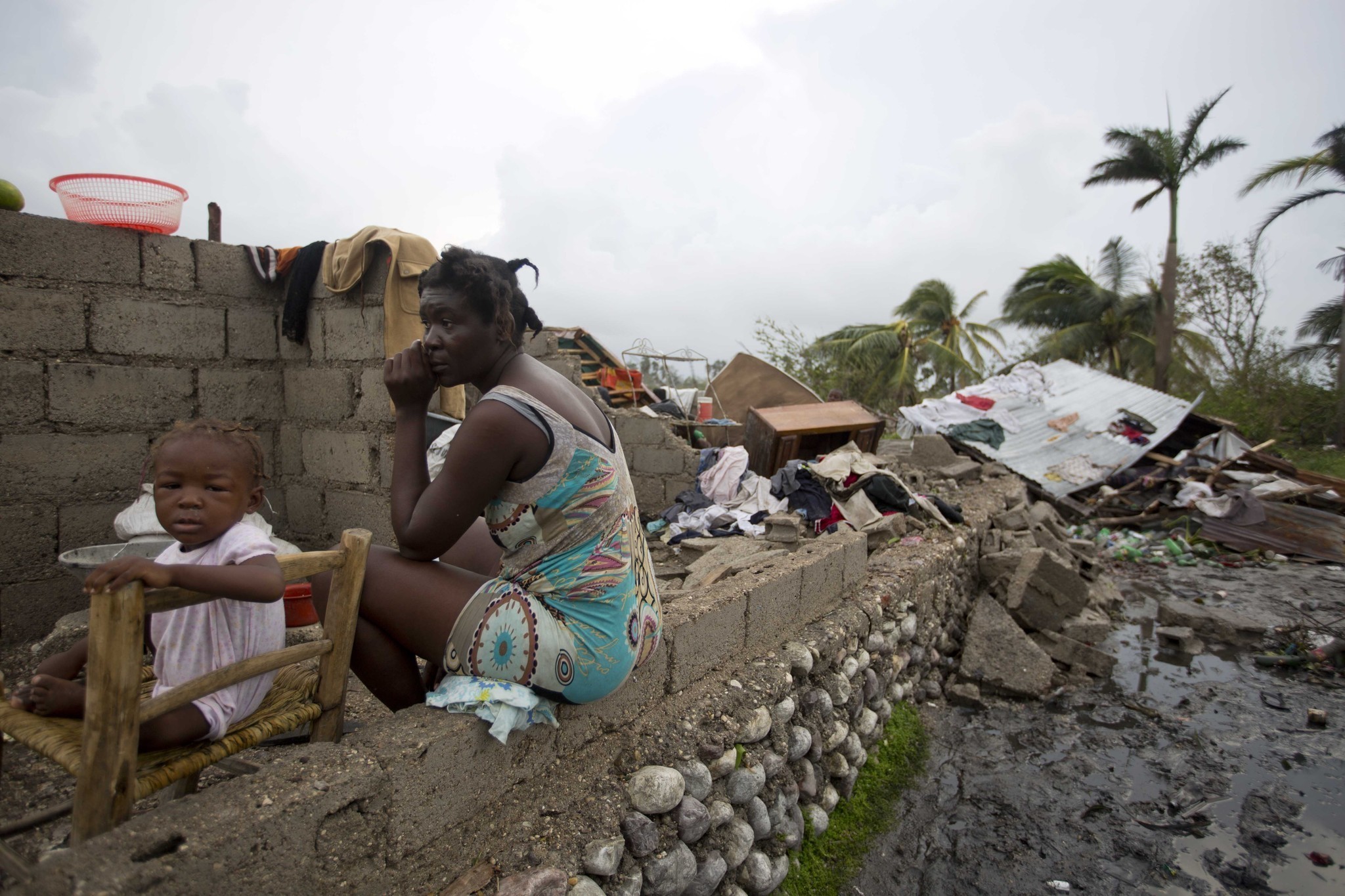 la-fg-haiti-hurricane-matthew-20161006-snap.jpg