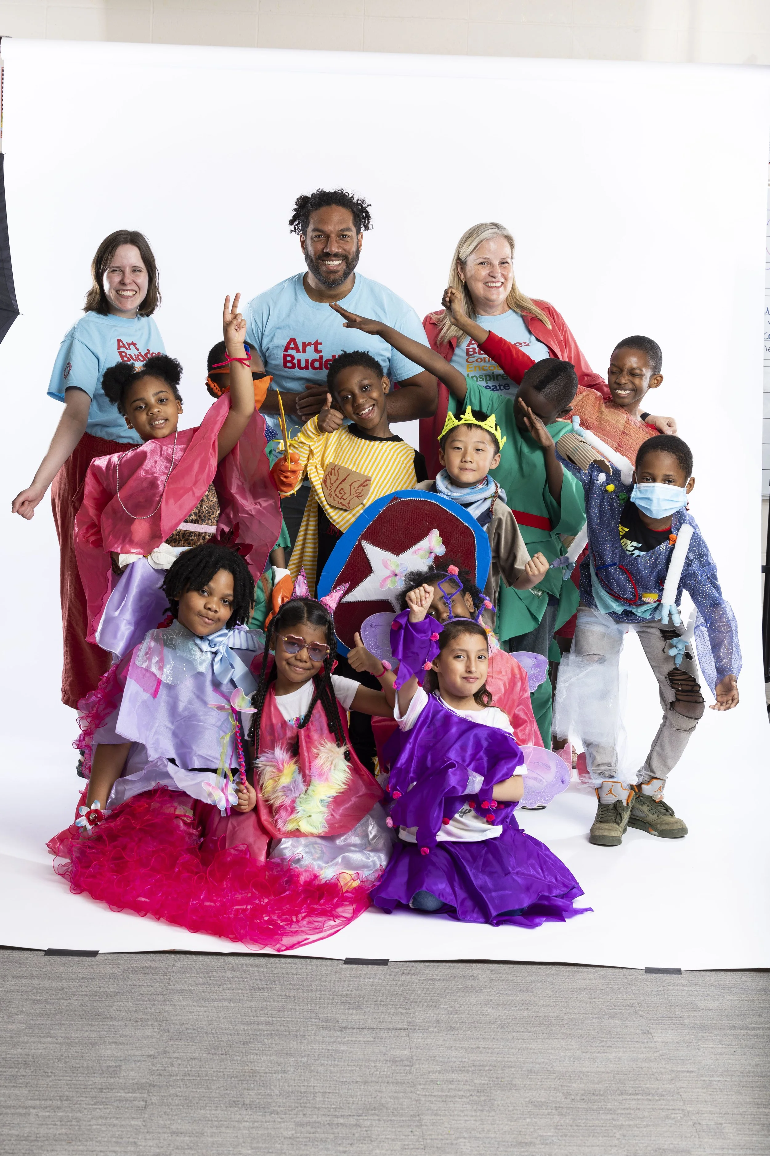 2024.05.06_ArtBuddies_HallStem_224x.jpg