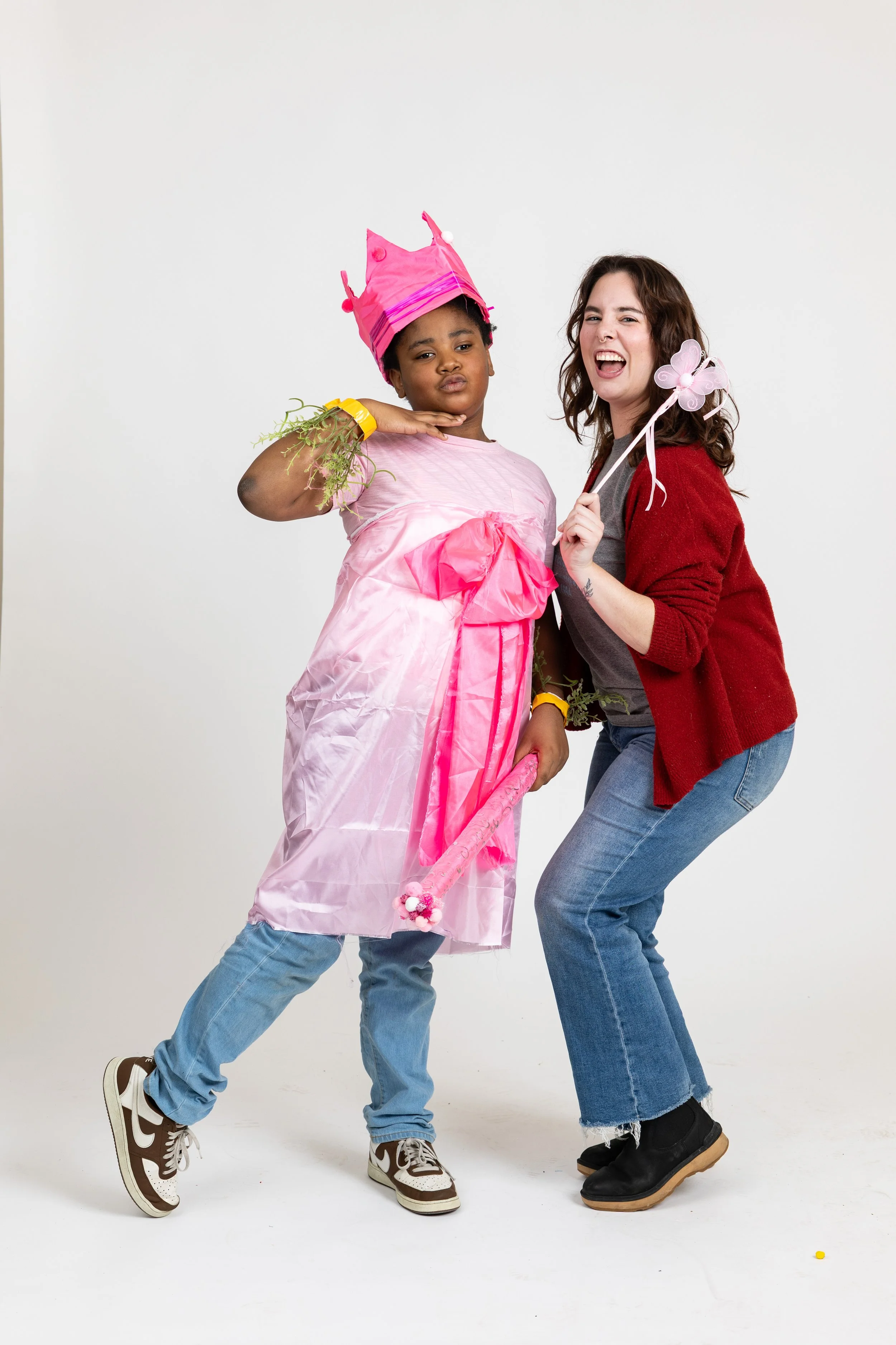 2025.12.18_ArtBuddies_Portraits_412x.jpg
