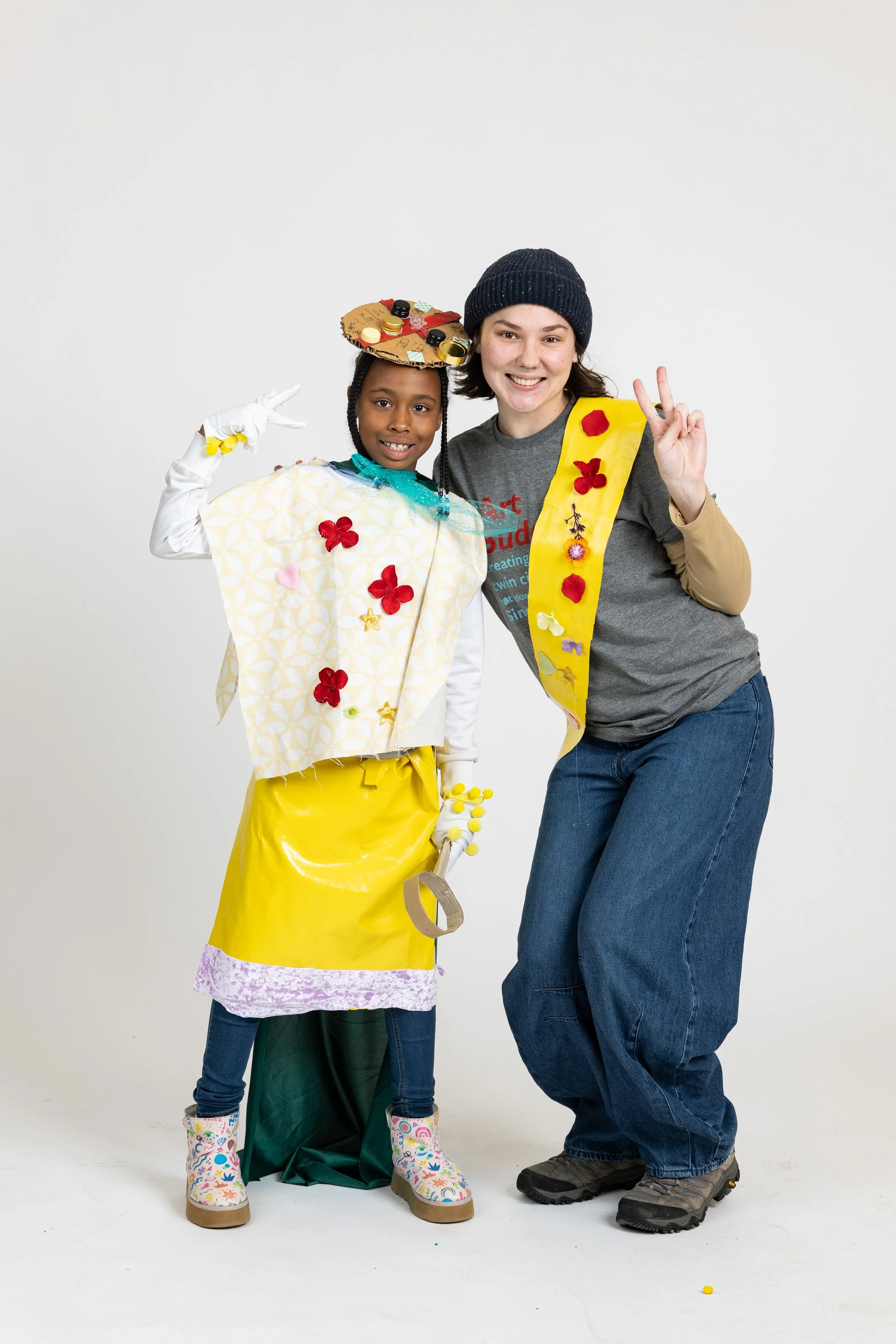 2025.12.18_ArtBuddies_Portraits_424x.jpg