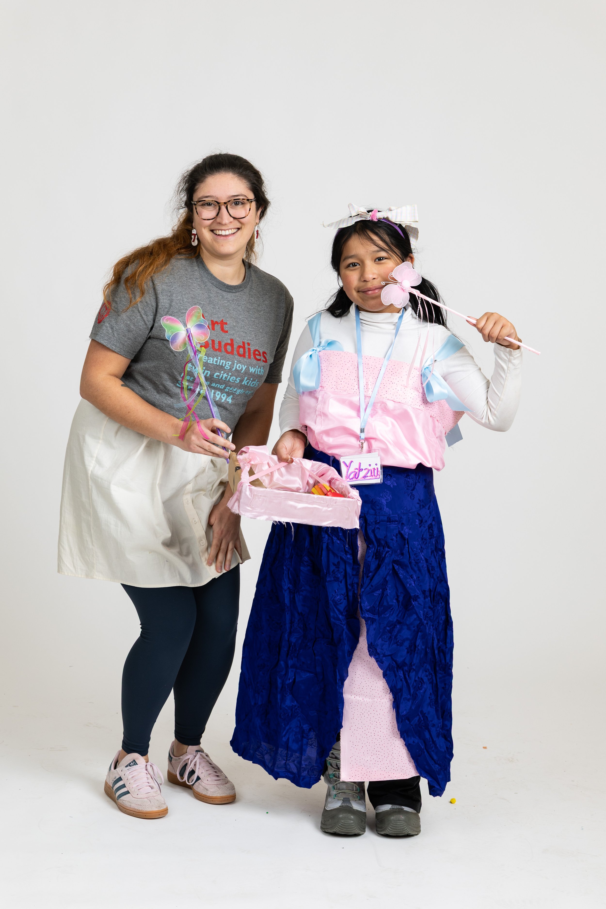2025.12.18_ArtBuddies_Portraits_443x.jpg