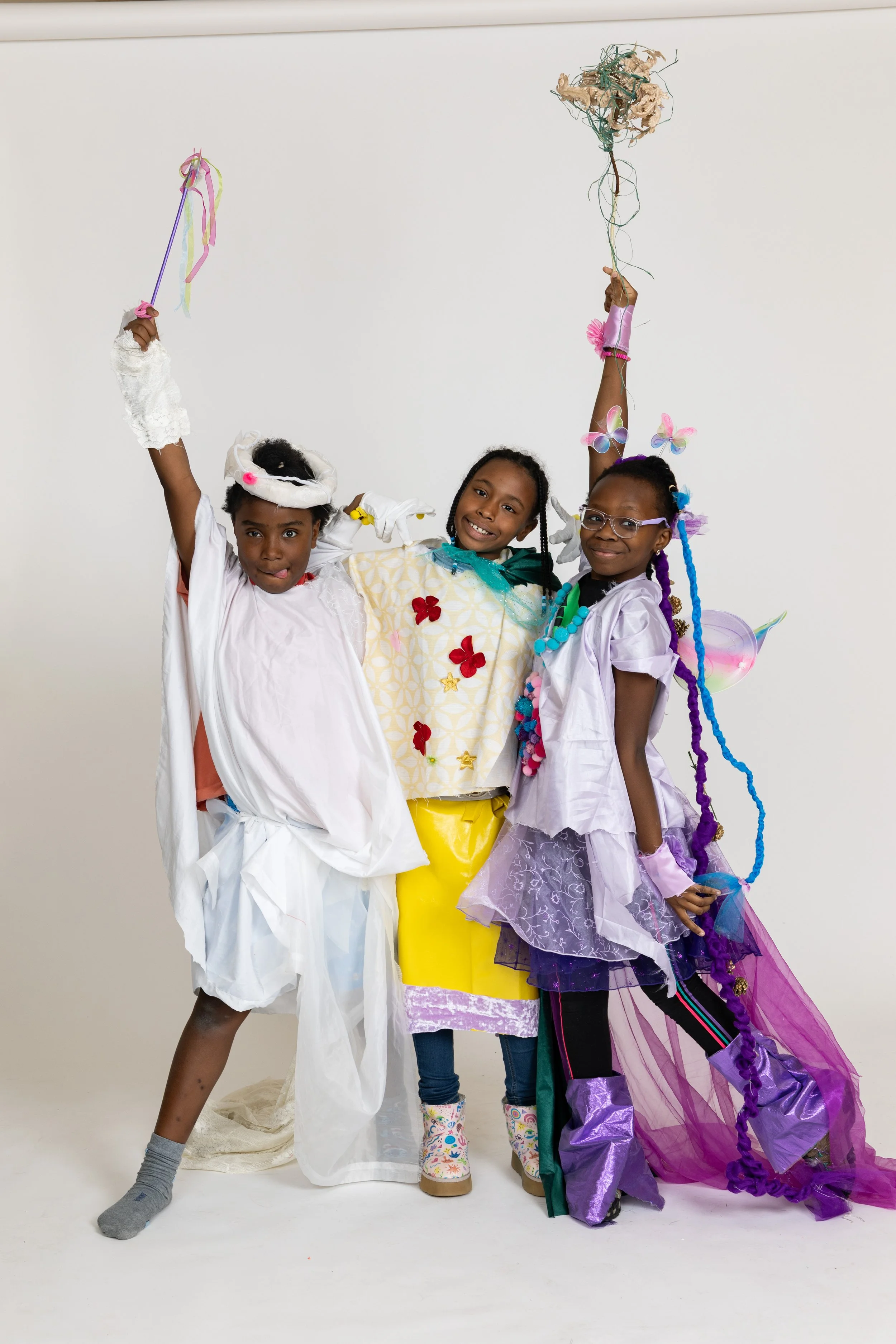 2025.12.18_ArtBuddies_Portraits_550x.jpg