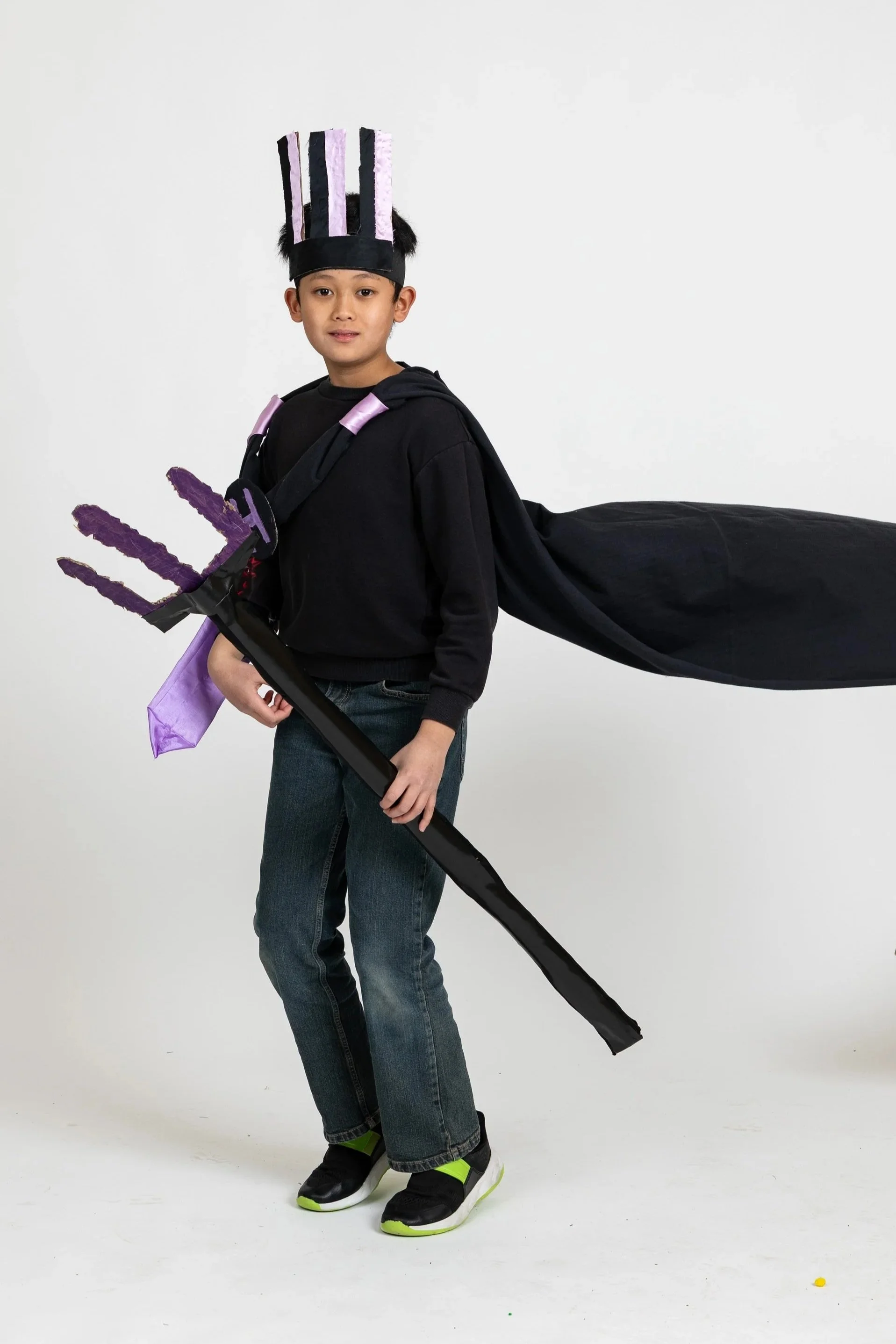2025.12.18_ArtBuddies_Portraits_483x.jpg