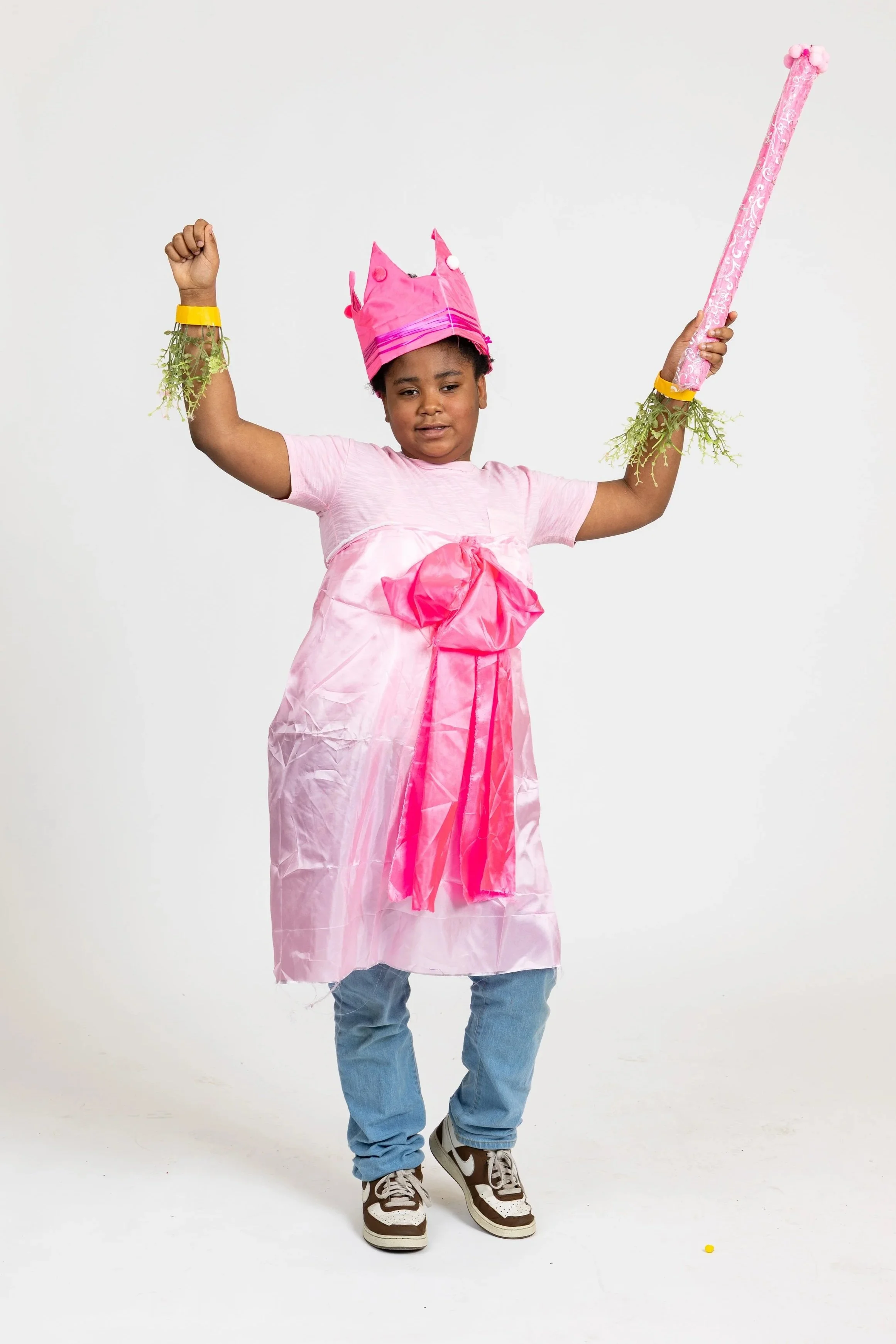 2025.12.18_ArtBuddies_Portraits_420x.jpg