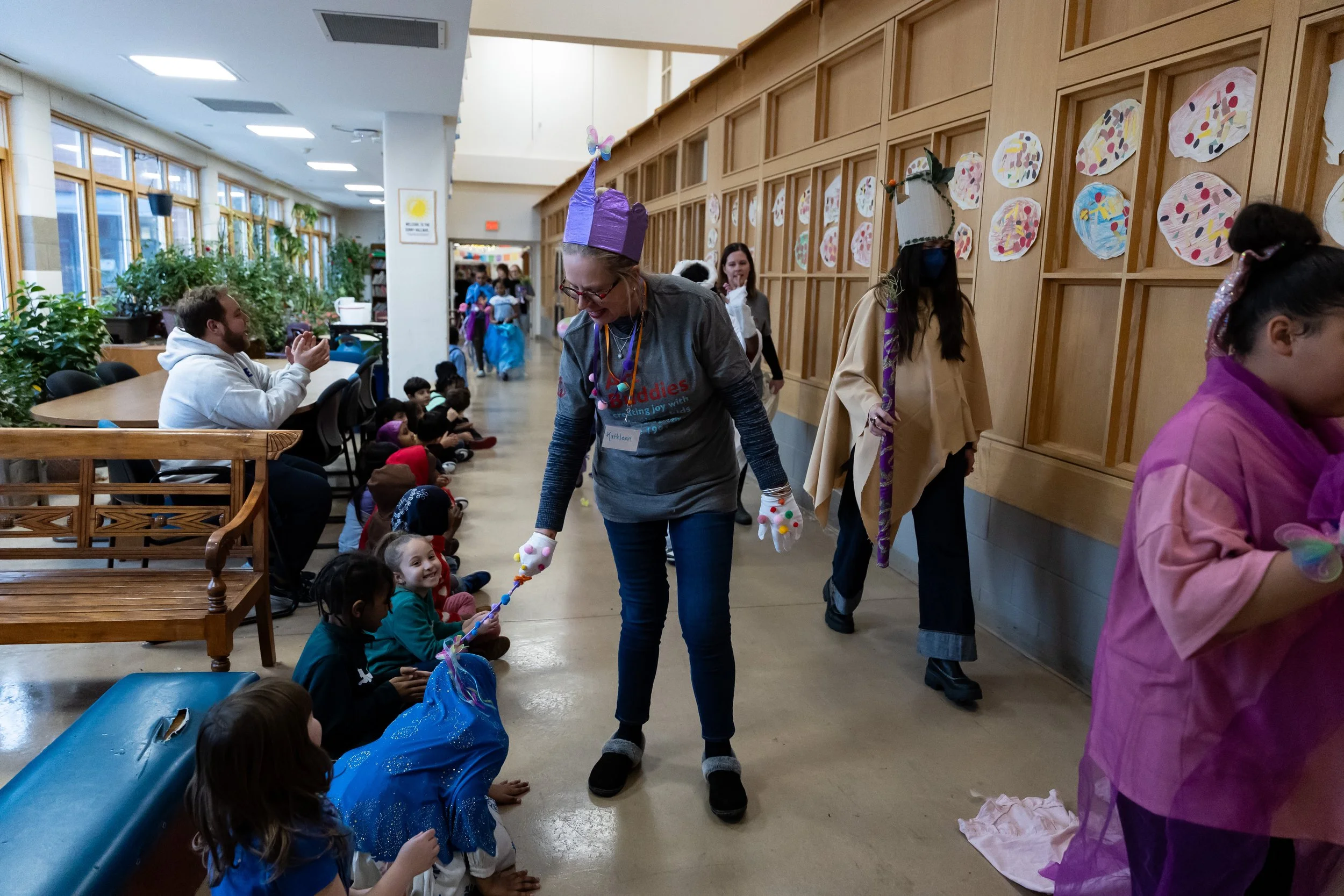 2025.12.18_ArtBuddies_Parade_044x.jpg