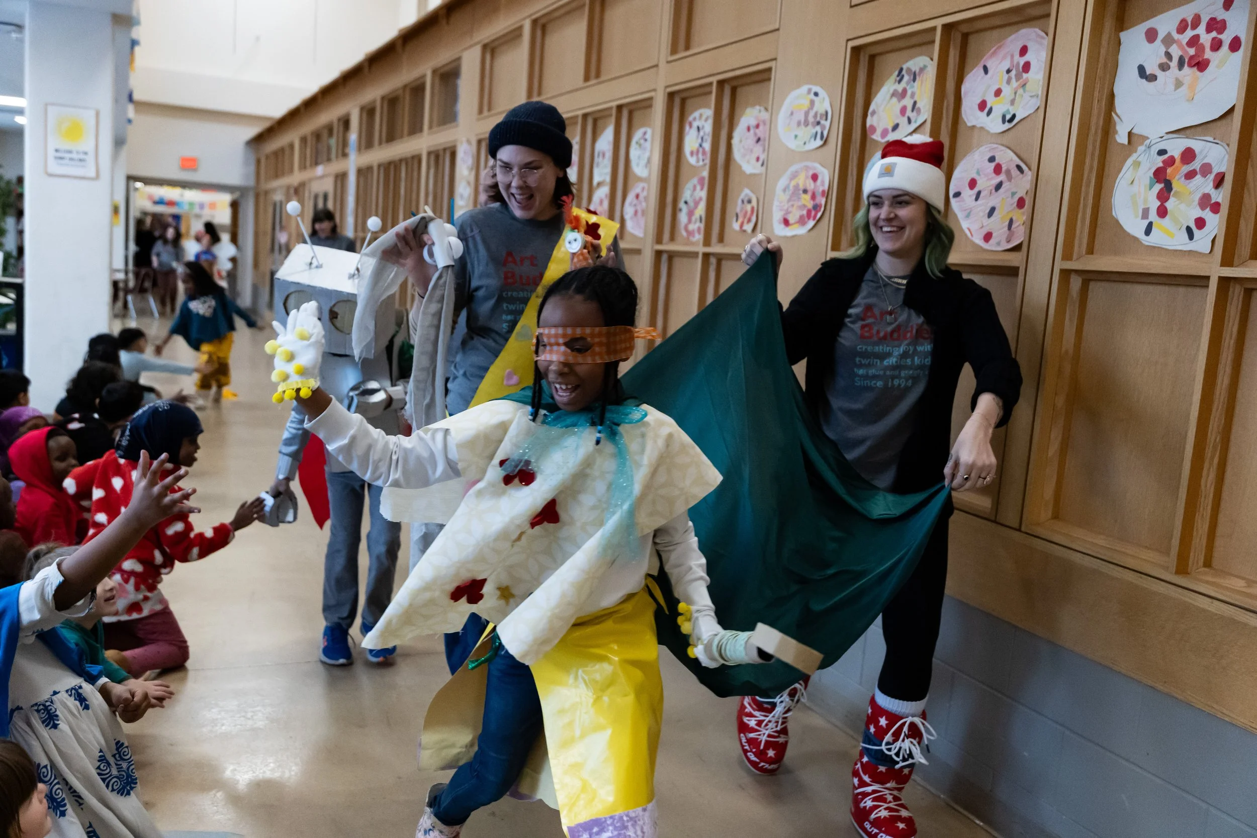 2025.12.18_ArtBuddies_Parade_098x.jpg