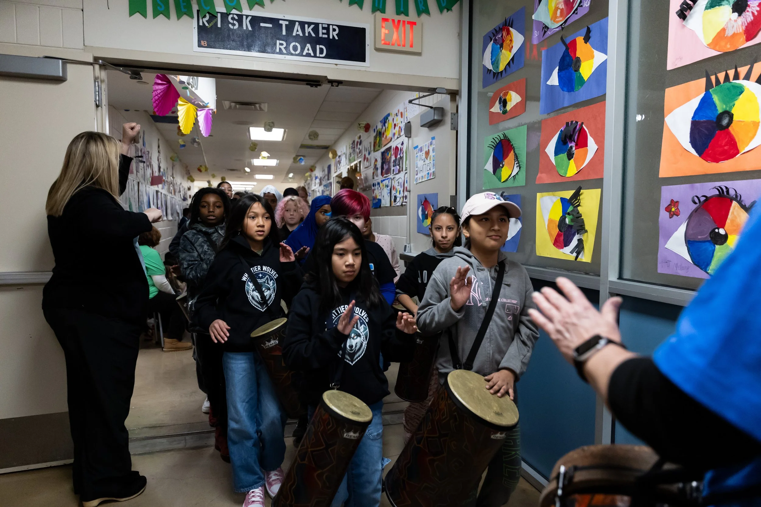 2025.12.18_ArtBuddies_Parade_136x.jpg
