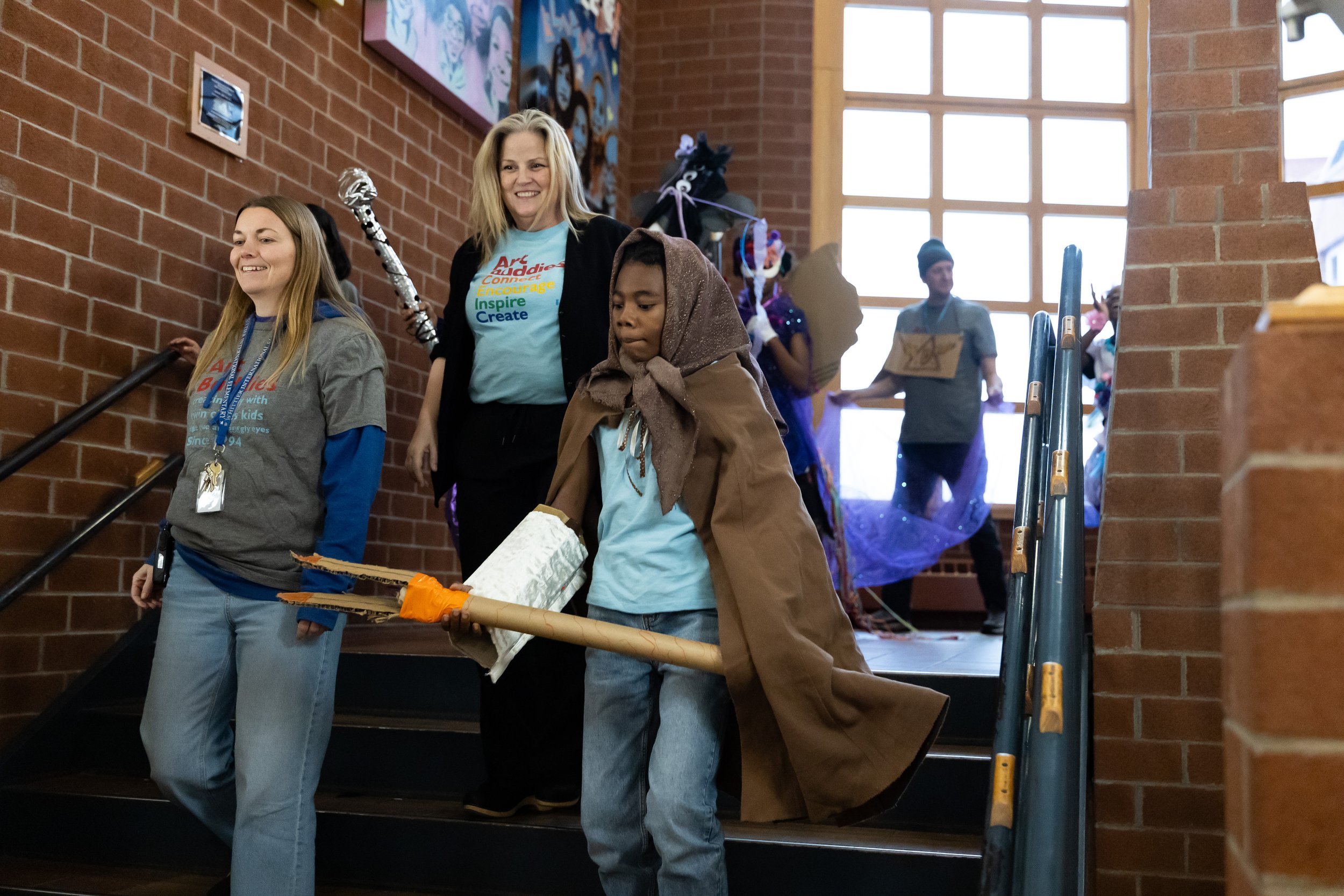2025.12.18_ArtBuddies_Parade_249x.jpg