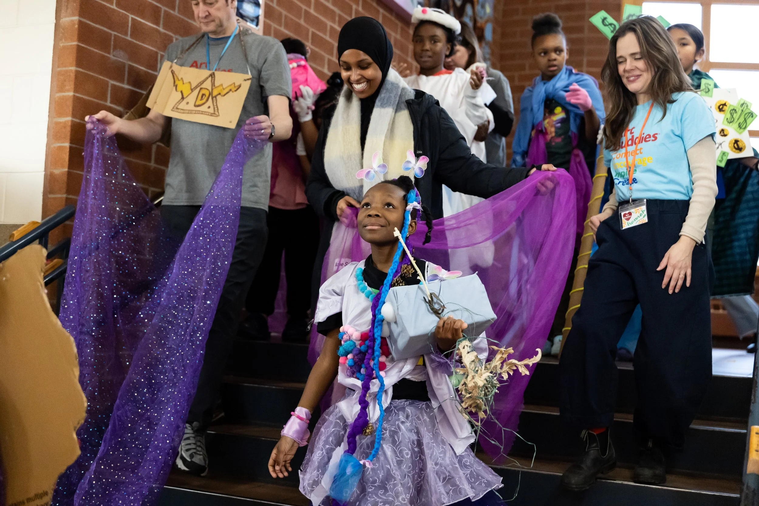 2025.12.18_ArtBuddies_Parade_252x.jpg