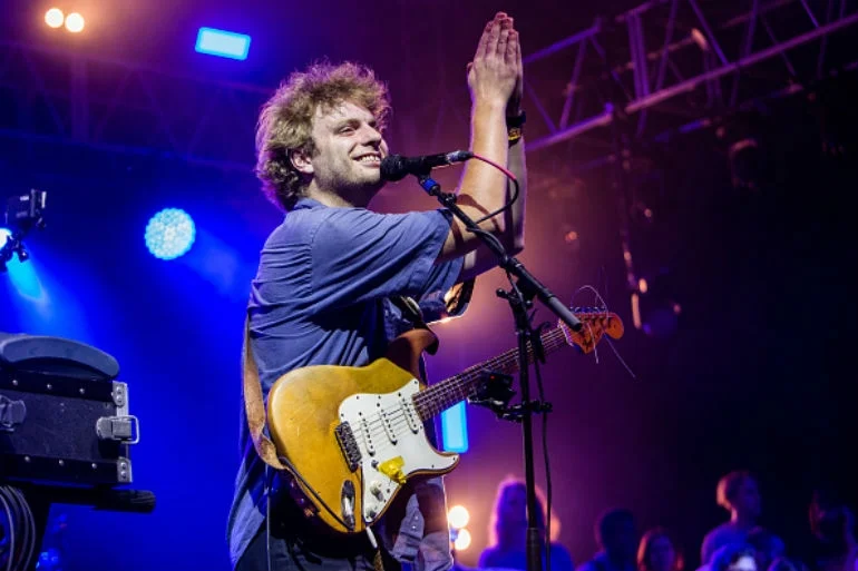 Mac DeMarco Announces Tour Dates & New Fan Club