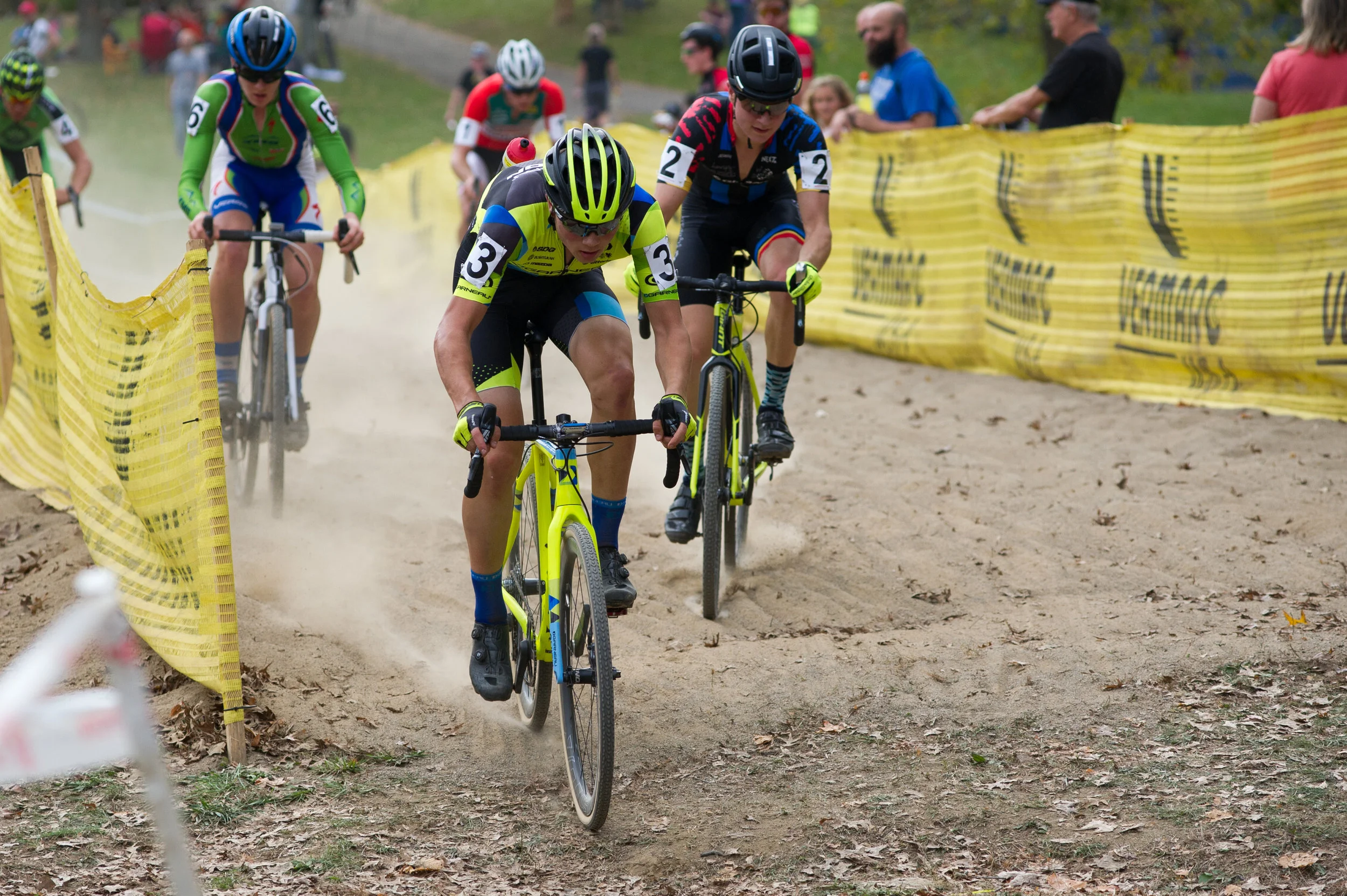 2016103014143832-kingscx.jpg
