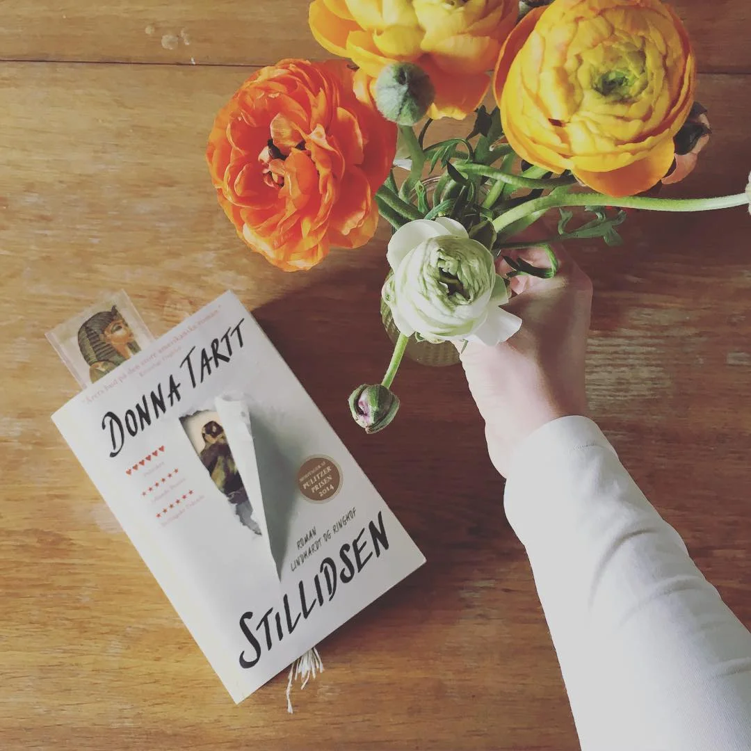 Donna-Tartt-stillidsen-honshuset-creative-studio.jpg