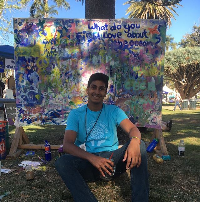 Happy Earth Day! 🌏
s/o to Akash for volunteering for the Community Environmental Council today!