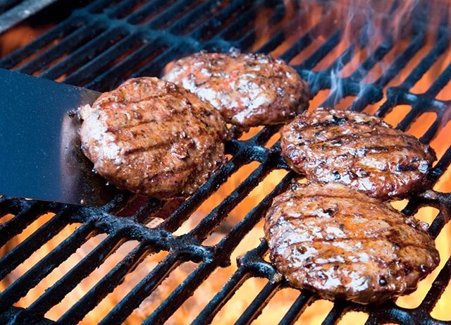 As we near our Fall Rush, the brothers of AGO would like to extend an invitation to all who are interested in a meet and greet bbq tonight. The event will start at 6:30 at our house (6517 Madrid), they’ll be FREE burgers, a chance to meet the brothers, and learn what ΑΓΩ is all about! Hope to you there!