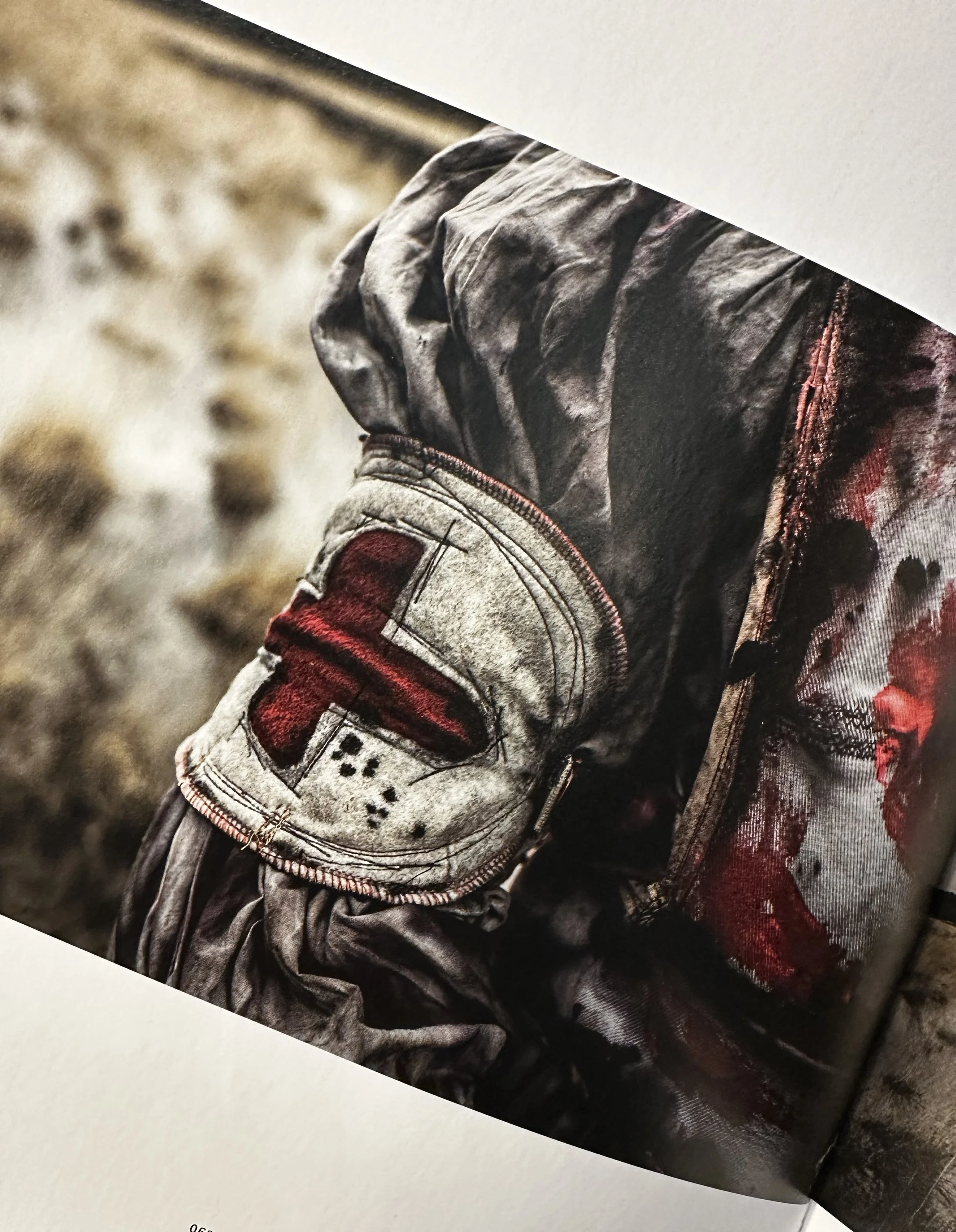 Svenpuss collaboration with Mothmeister for
Mothmeister: Dark and Dystopian Post-Mortem Fairy Tales Book