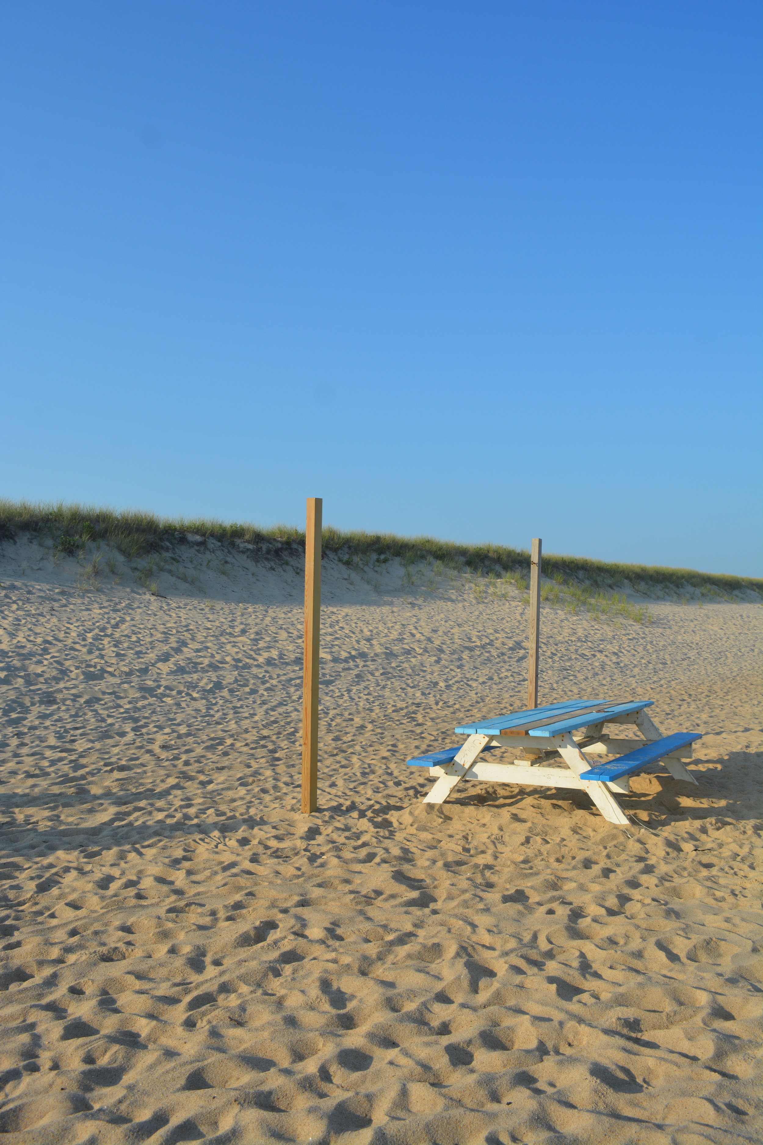 Blue Sky Table Poles