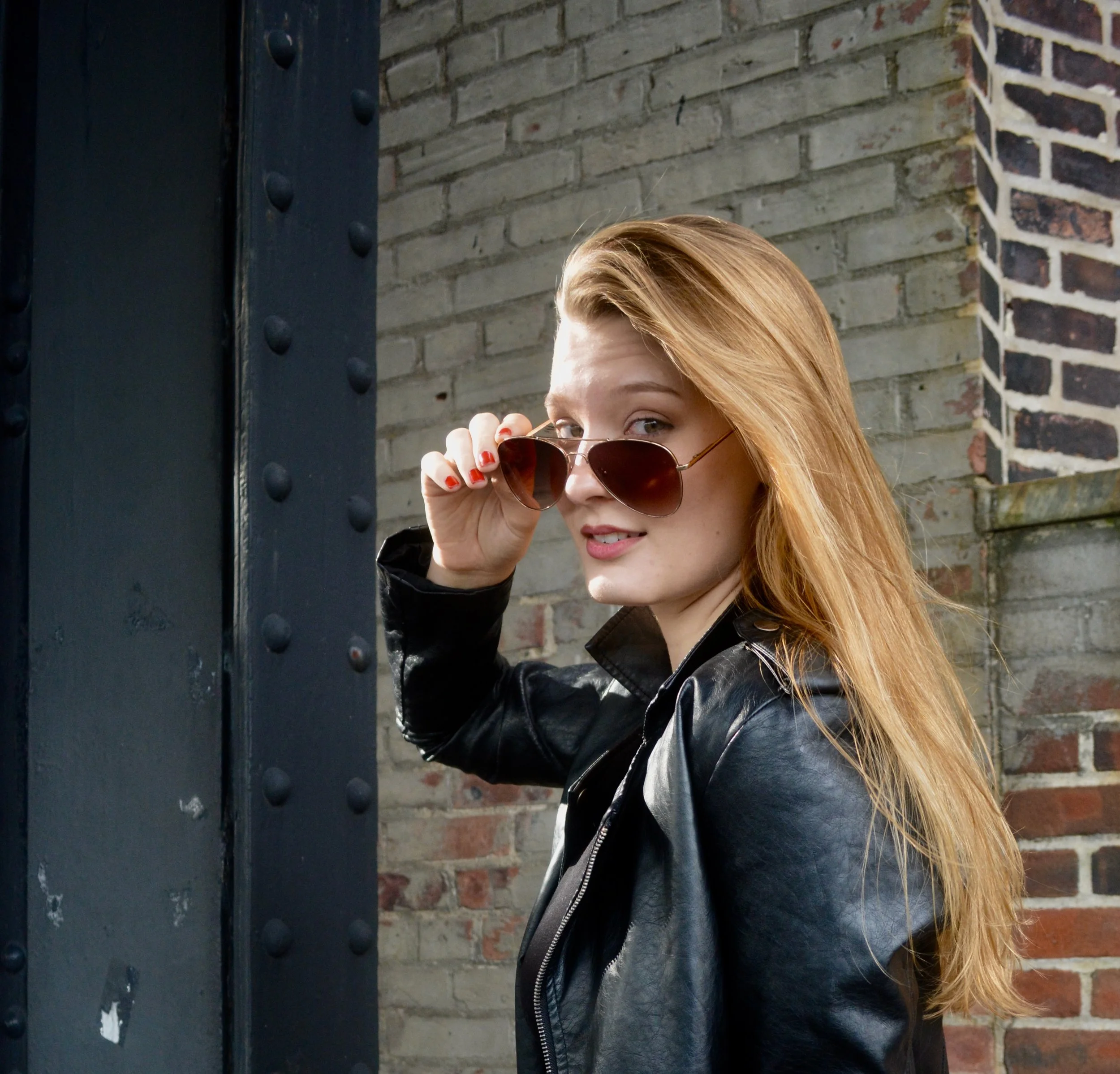 Shades Tip Brick Wall.jpeg