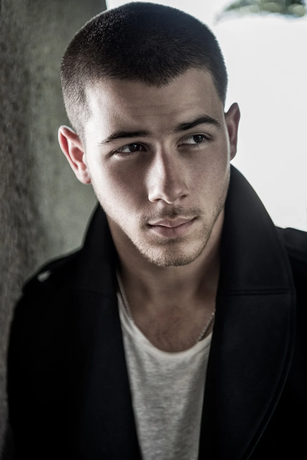 mh_AndrewZaeh_NickJonas_Promo_2014_01.jpg