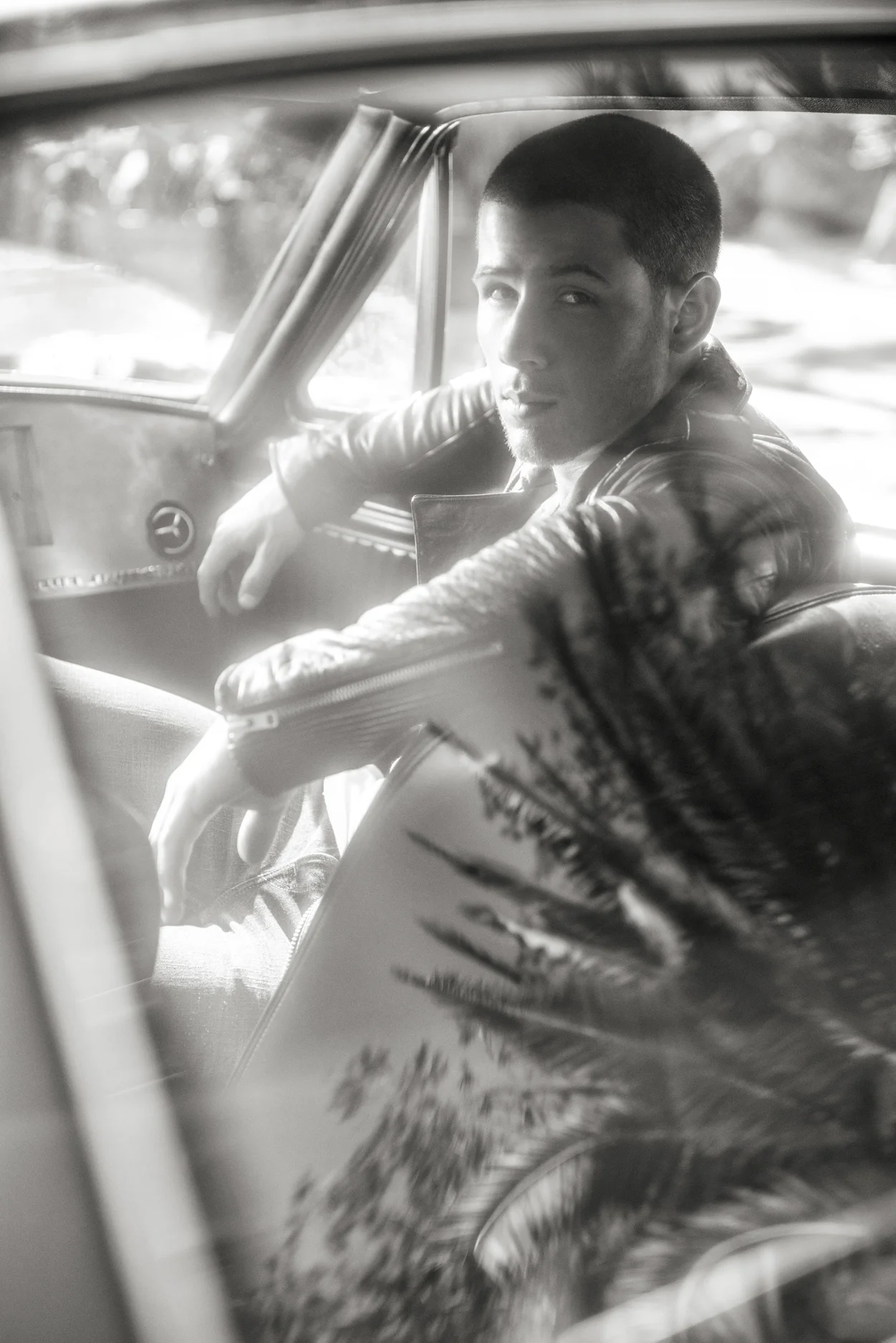 ZAEH_JONAS_SHOT06-20_re.jpg